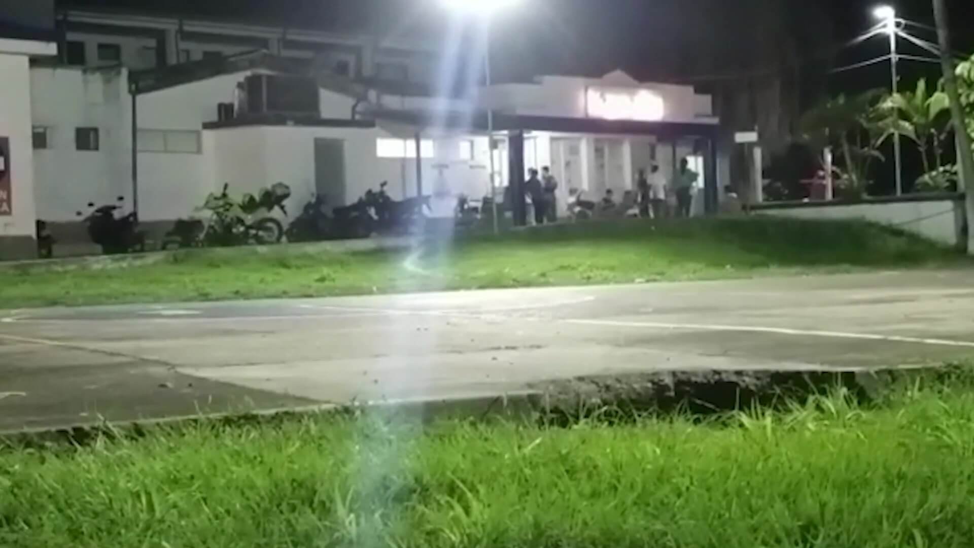 Un muerto y ocho heridos por riña entre internos en Puerto Berrío