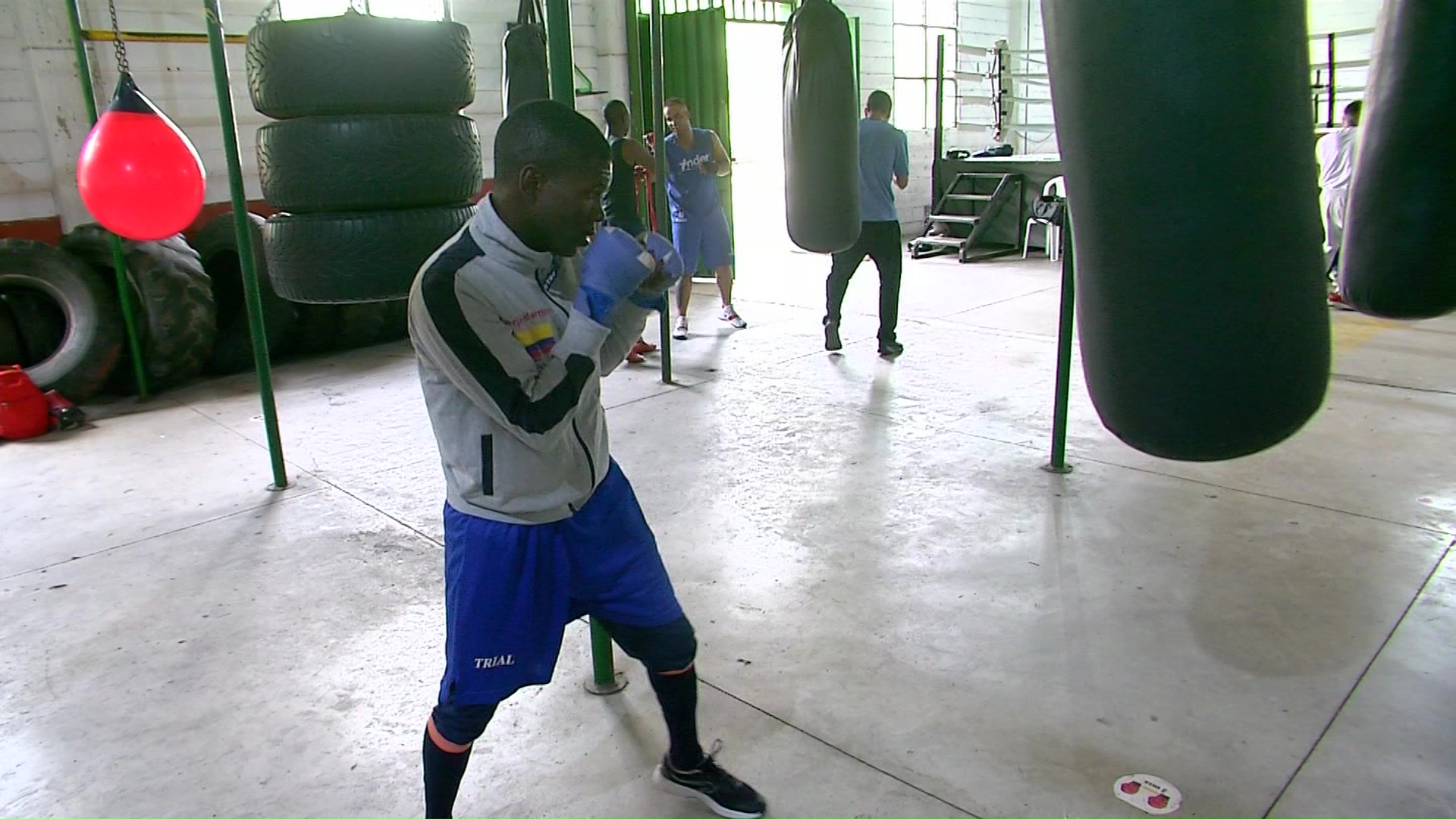 Yuberjén Martínez entrena en Medellín