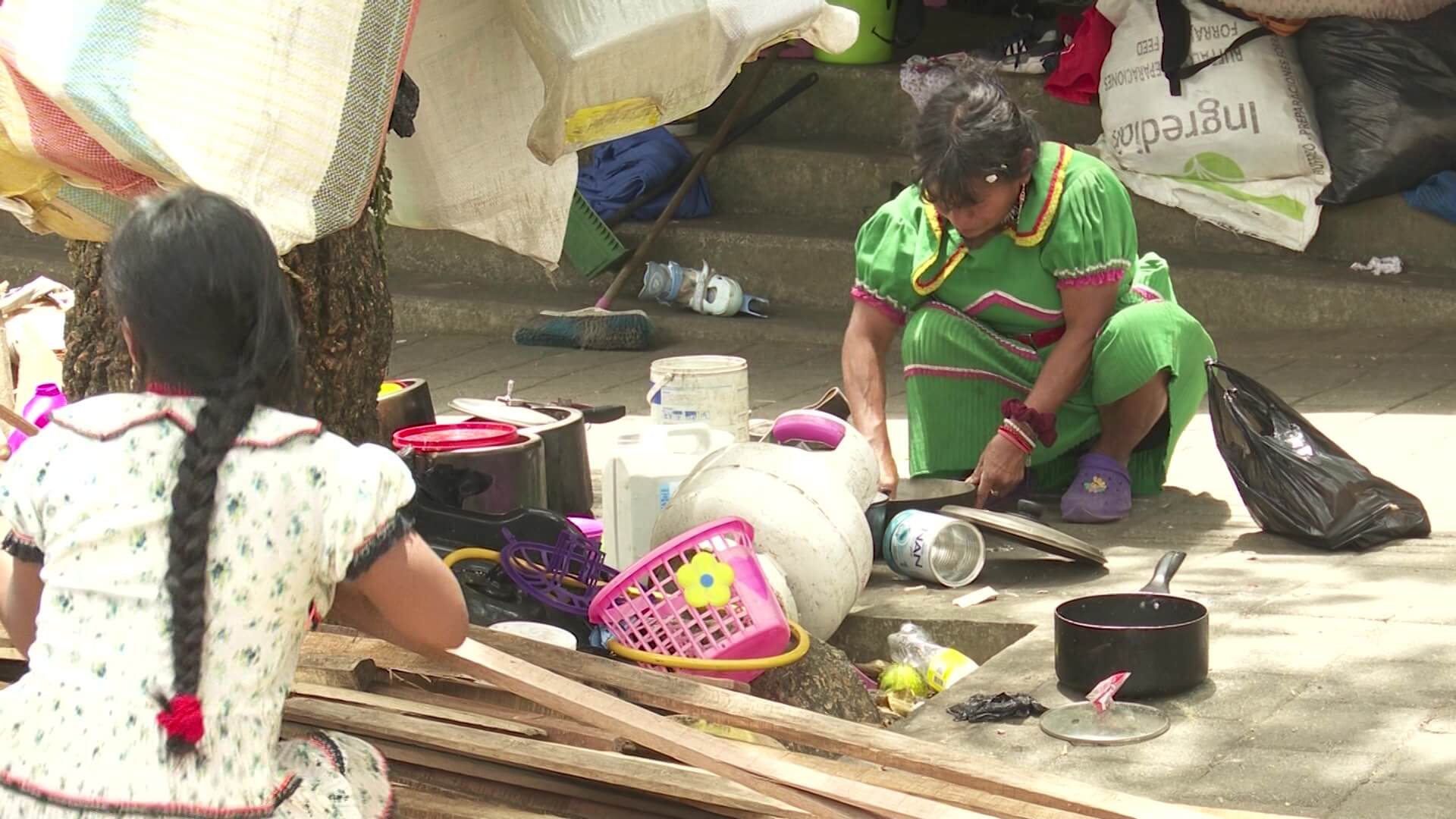 Hospitalizan a ocho niños de familias indígenas