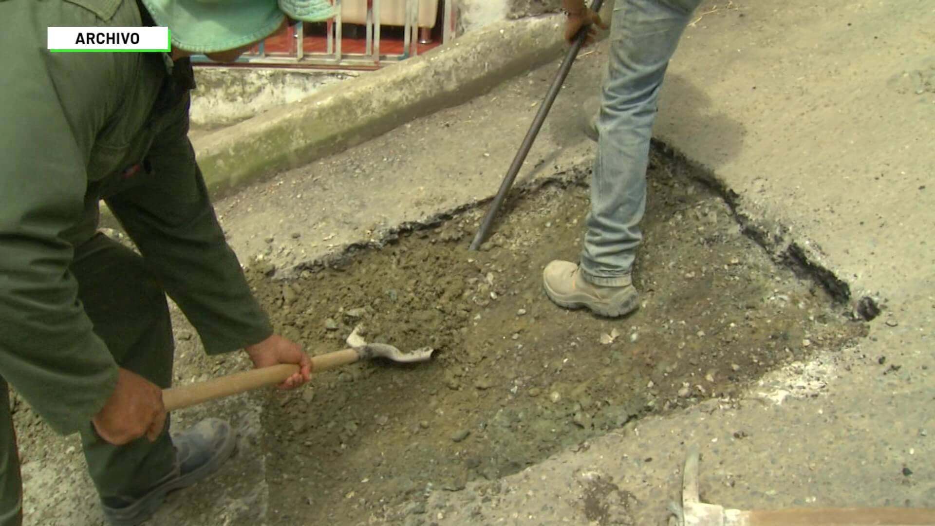 ¿Están tapando los huecos que reportan en la ciudad?