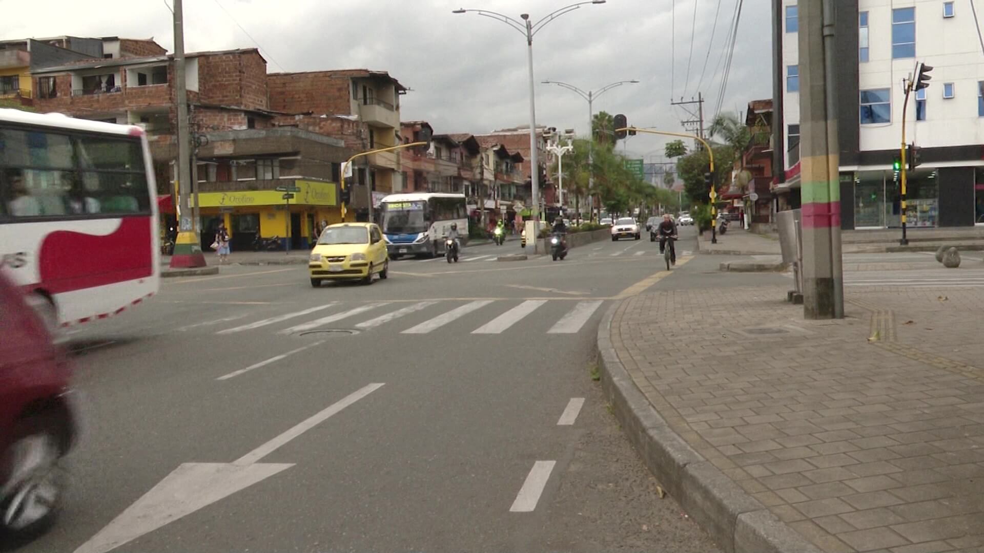 Establecerán corredor de contraflujo en Av. Guayabal