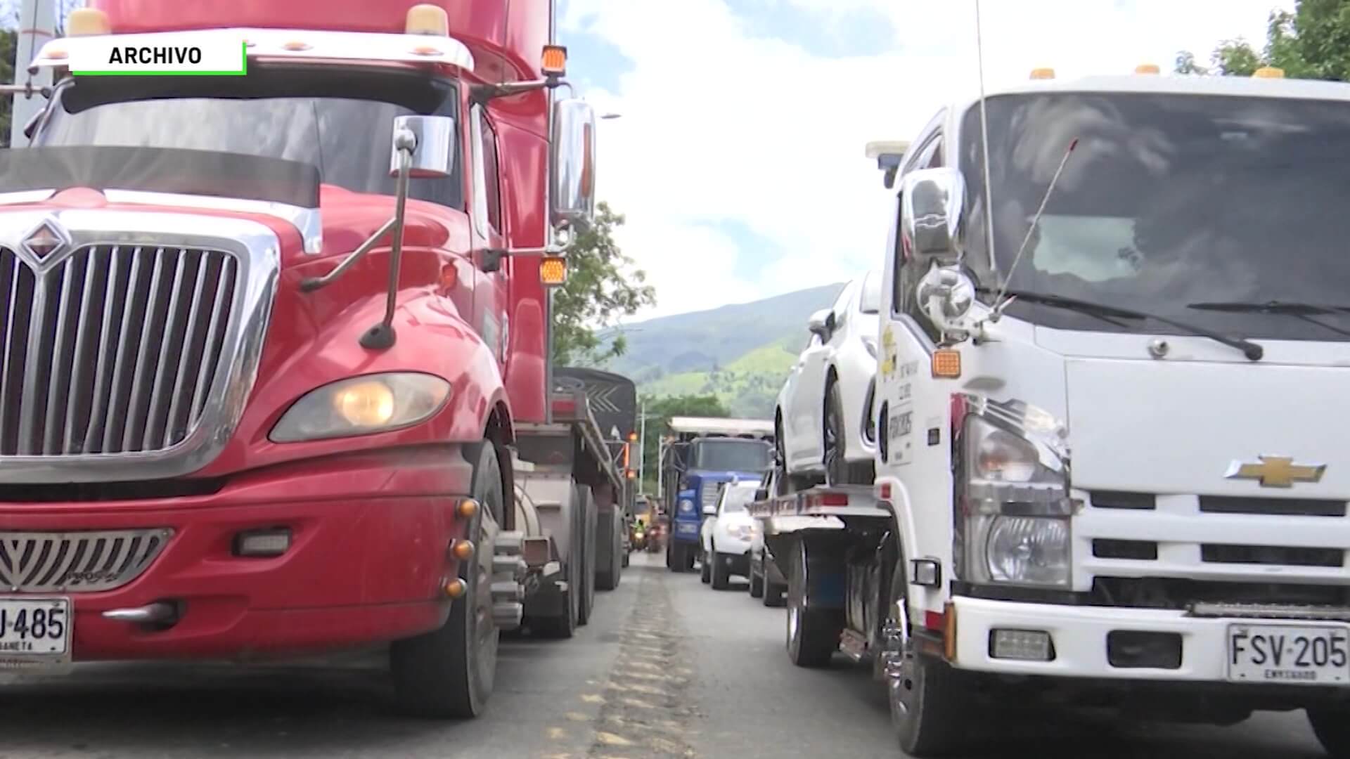 Gremios del transporte denuncian asedio de ilegales