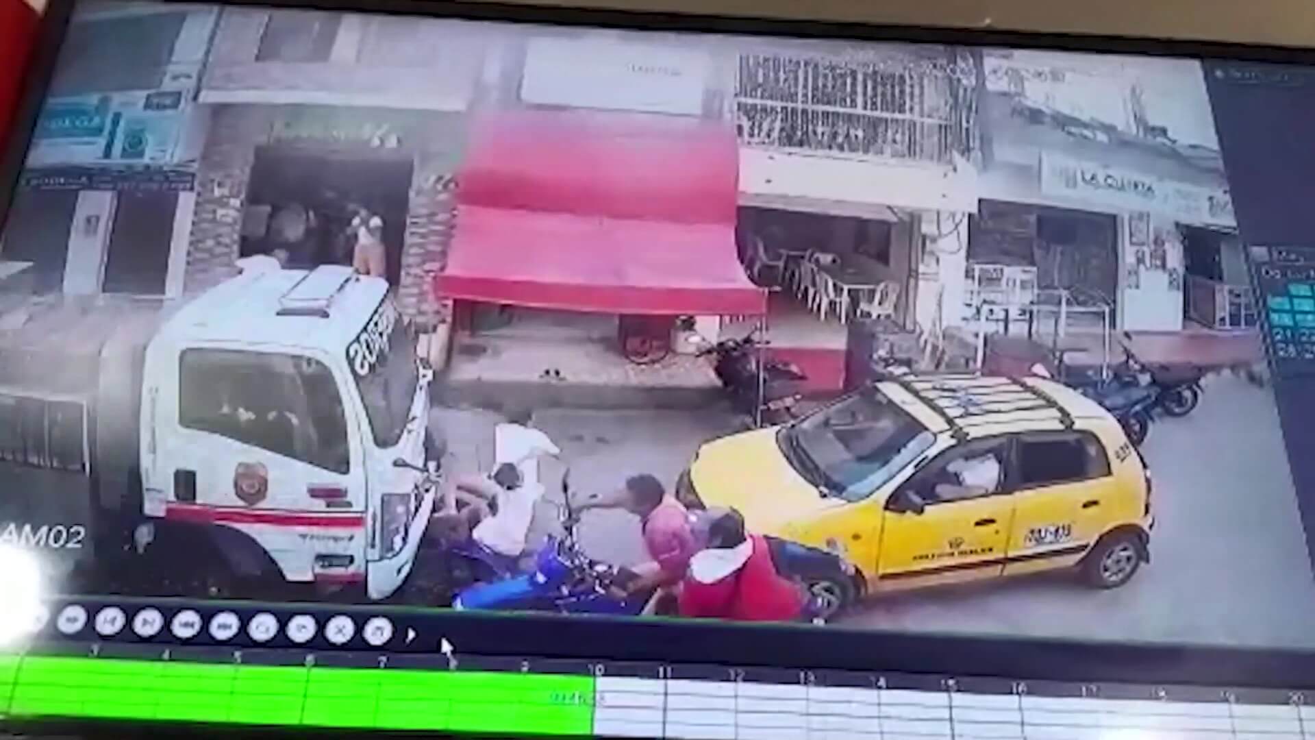 Una menor falleció tras choque del carro de bomberos