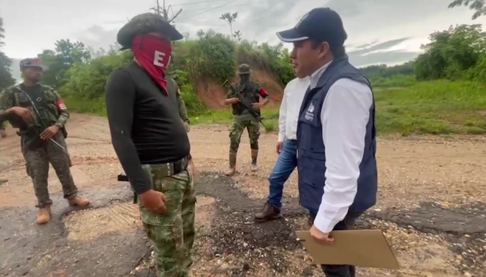 ELN liberó a los cinco pescadores que tenía secuestrados