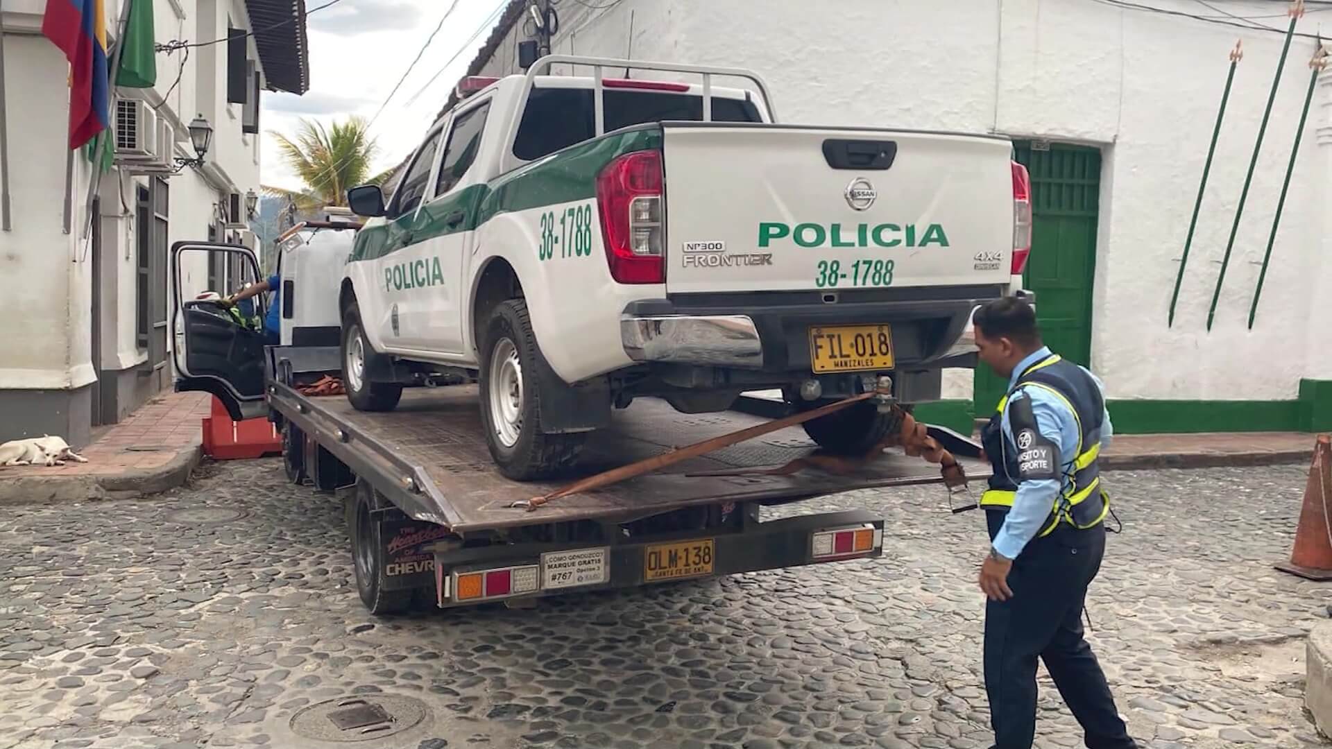Polémica por inmovilización de vehículo policial en Santa Fe de Antioquia