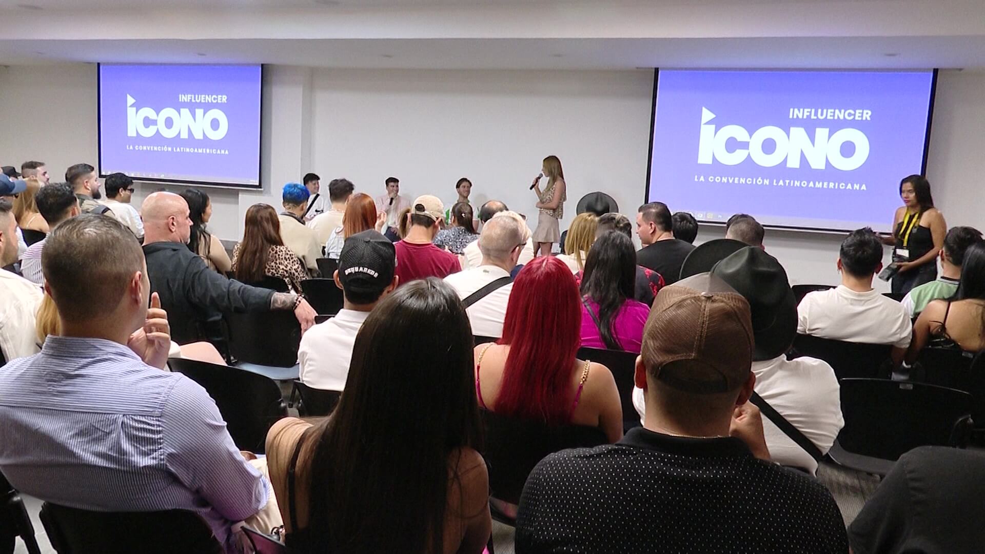 Creadores de contenido en premios ‘Influencer Ícono’