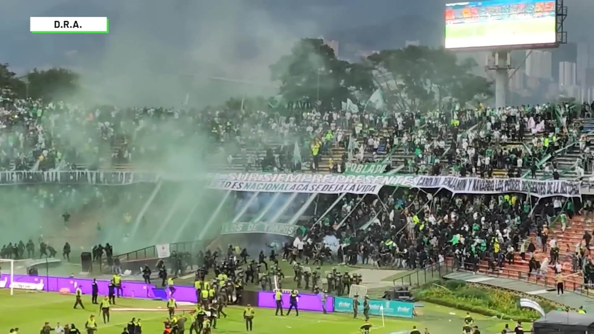Cargos a líderes de barra LDS por desmanes en estadio