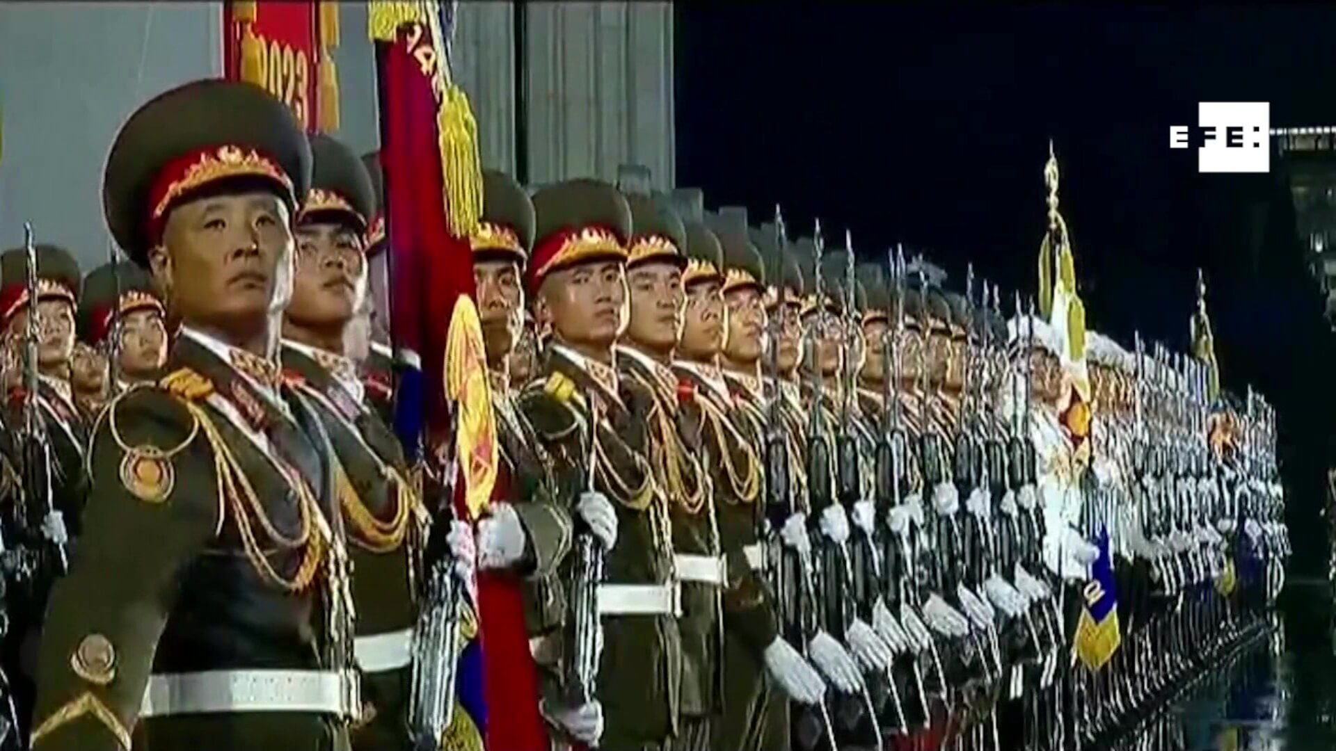 Desfile militar por 70 años de armisticio de Corea