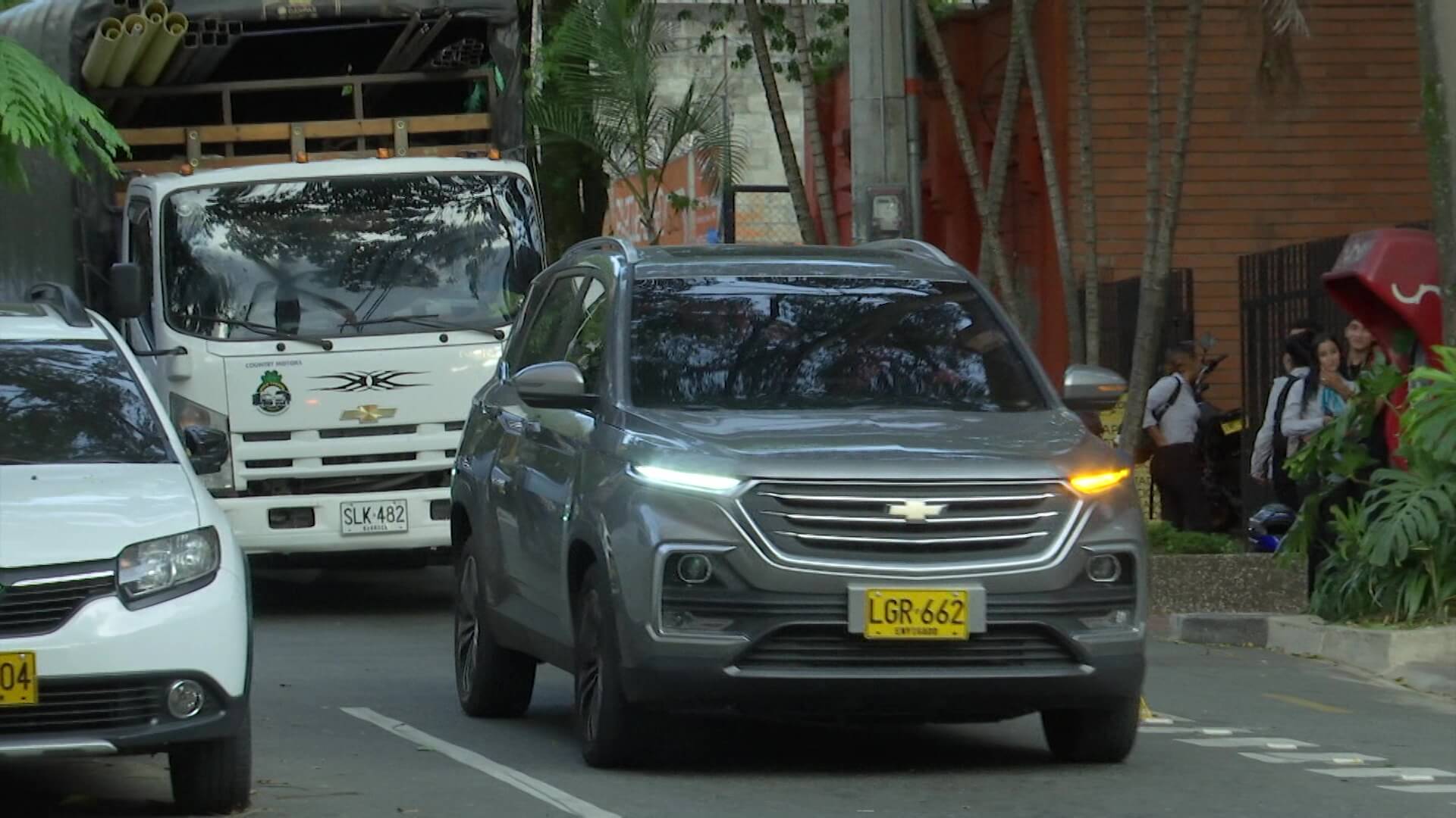 Pico y placa: dueños de carros híbridos piden claridad