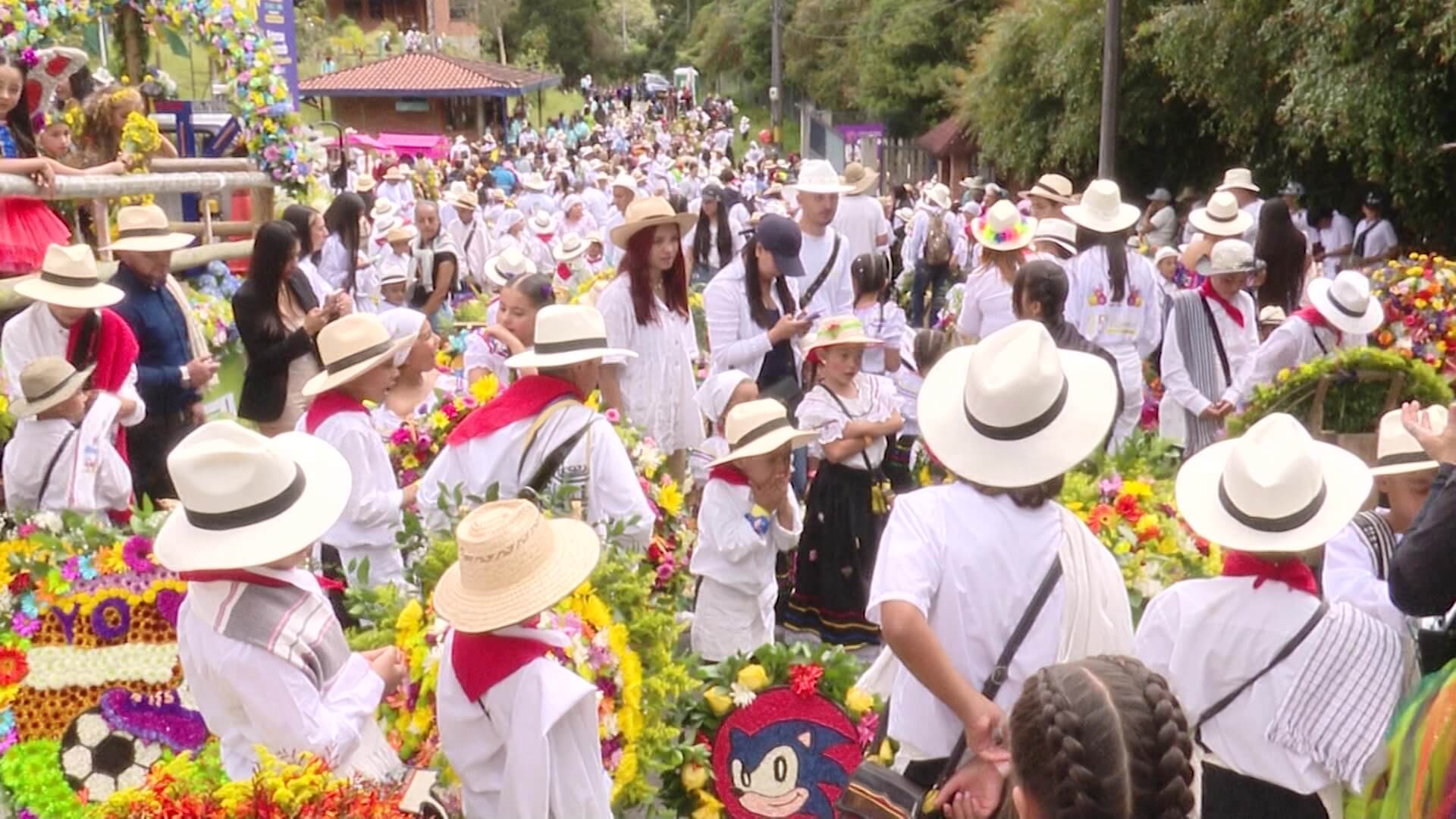 Tradicional desfile de Silleteritos