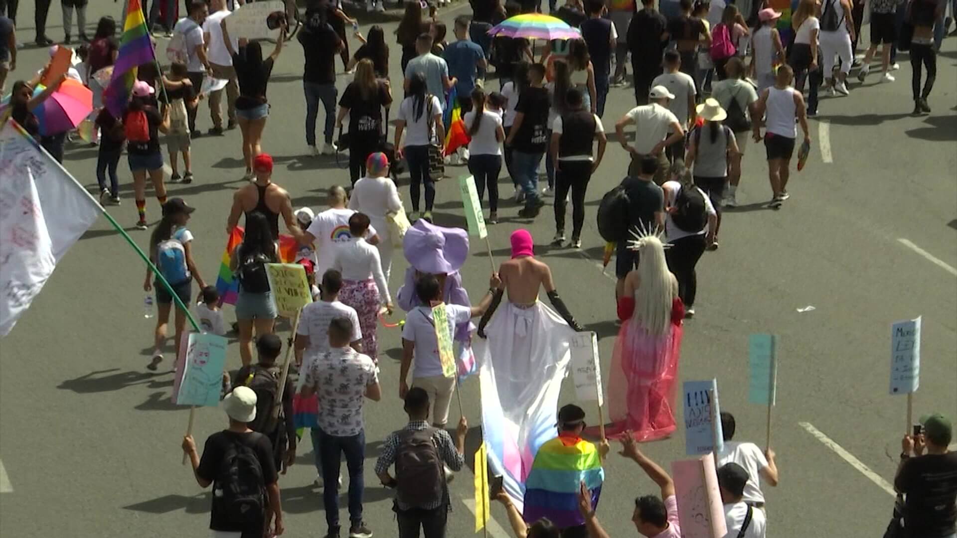 Medellín se llena de color con Marcha del Orgullo