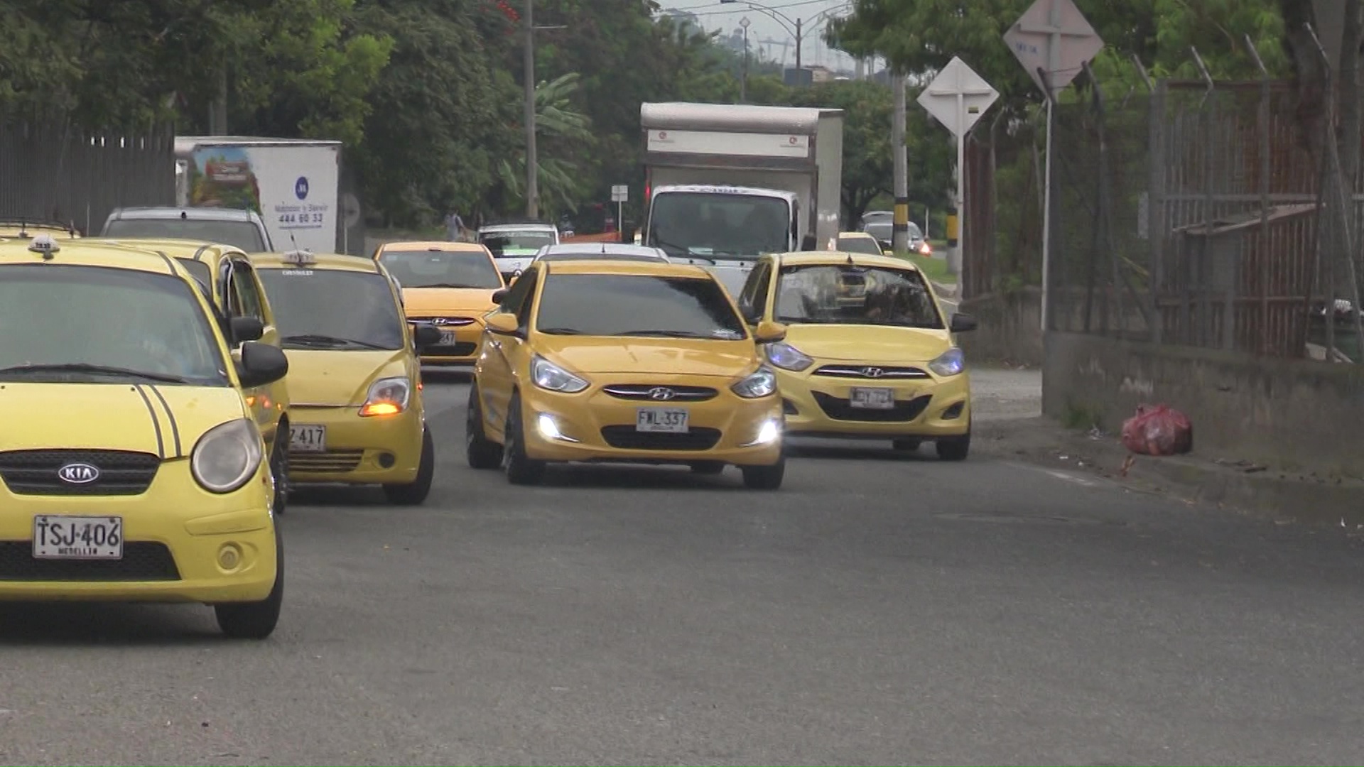 MinTransporte subirá precio de carreras de taxis