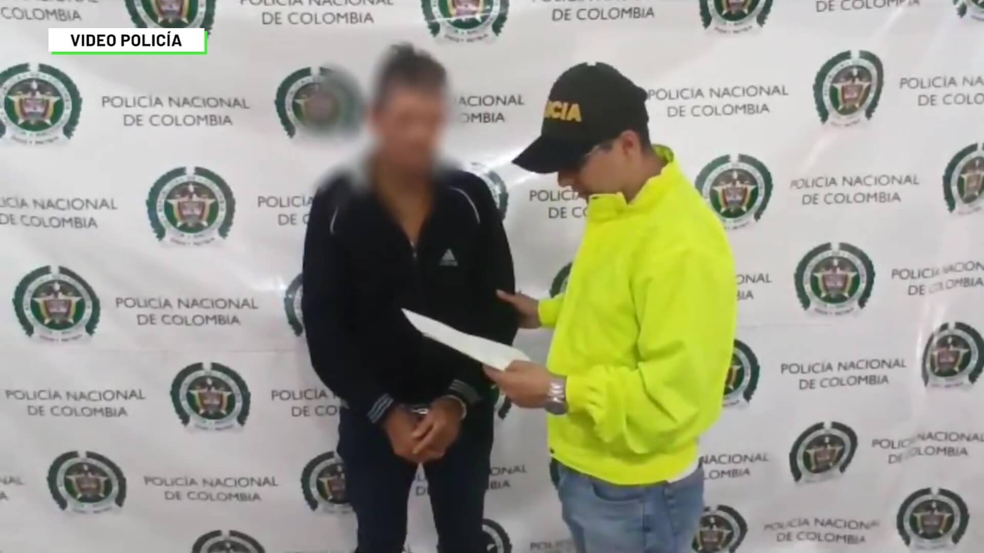 Capturado por apuñalar y abusar sexualmente de su hija