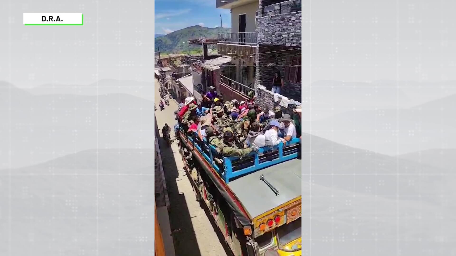 Nuevo video de expulsión de militares por comunidad en Guadalupe