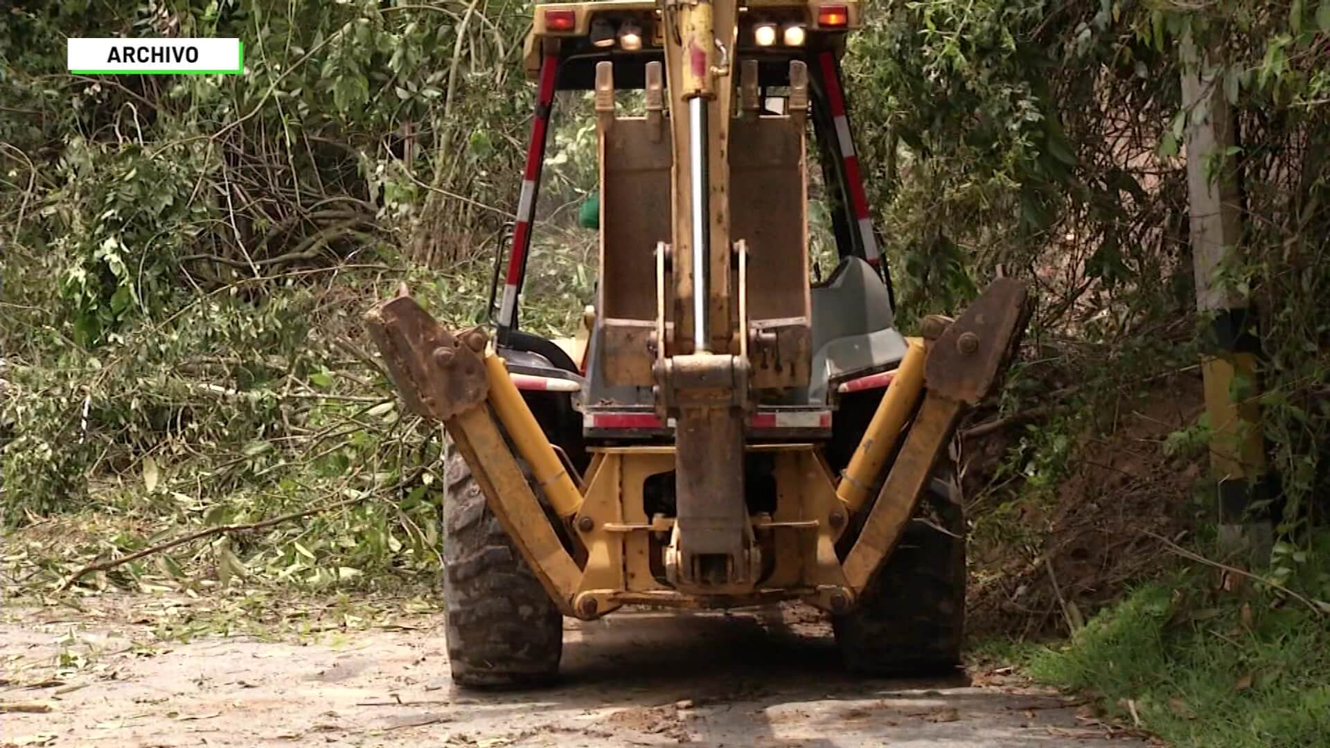 Vía San Félix: pavimentarán dos kilómetros de carretera