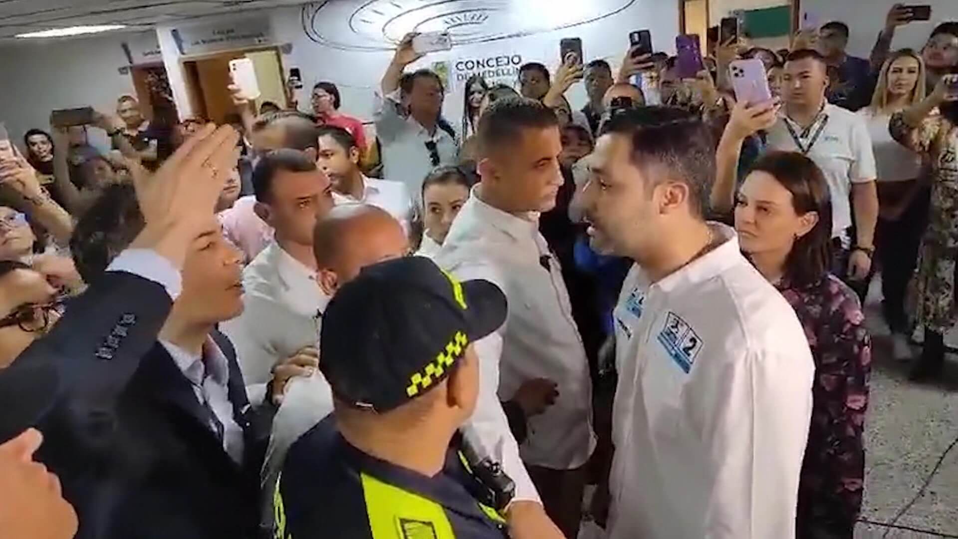 Agitada confrontación entre alcalde y concejal