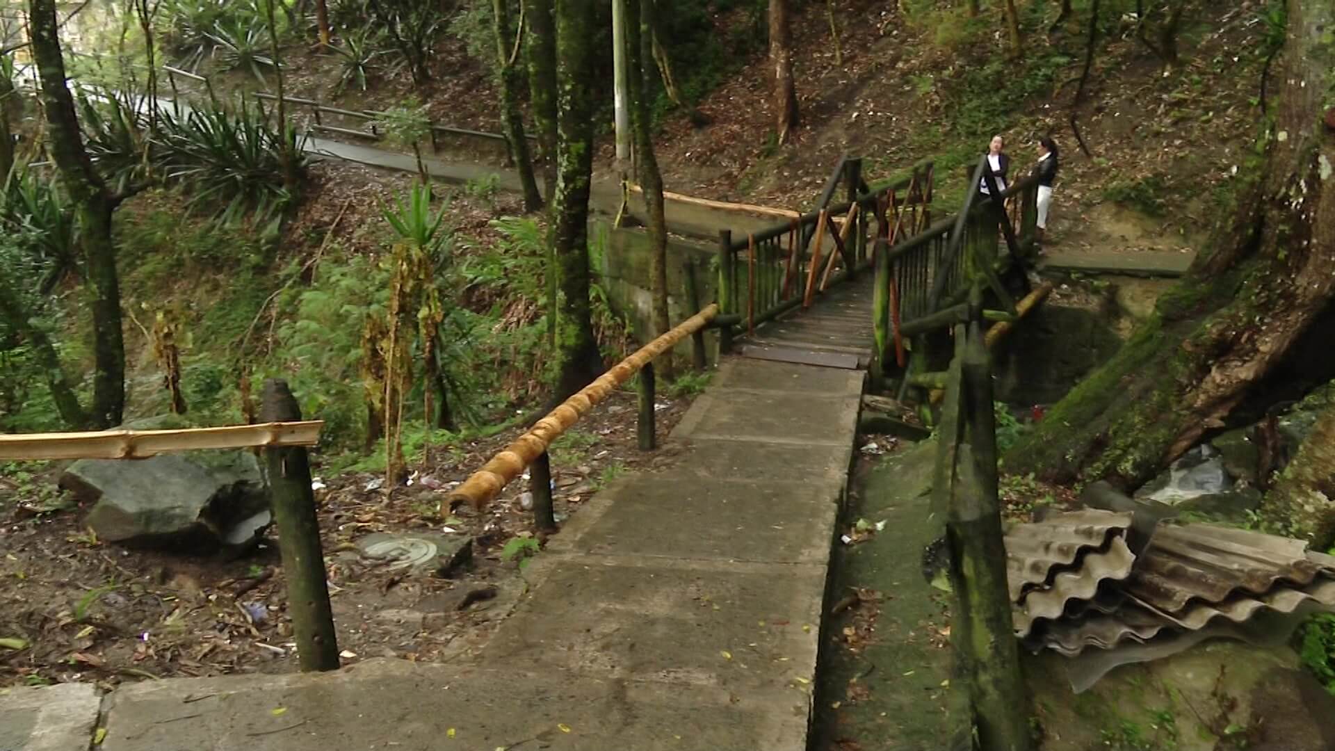 Comunidad de Robledo pide reparación de puente de madera