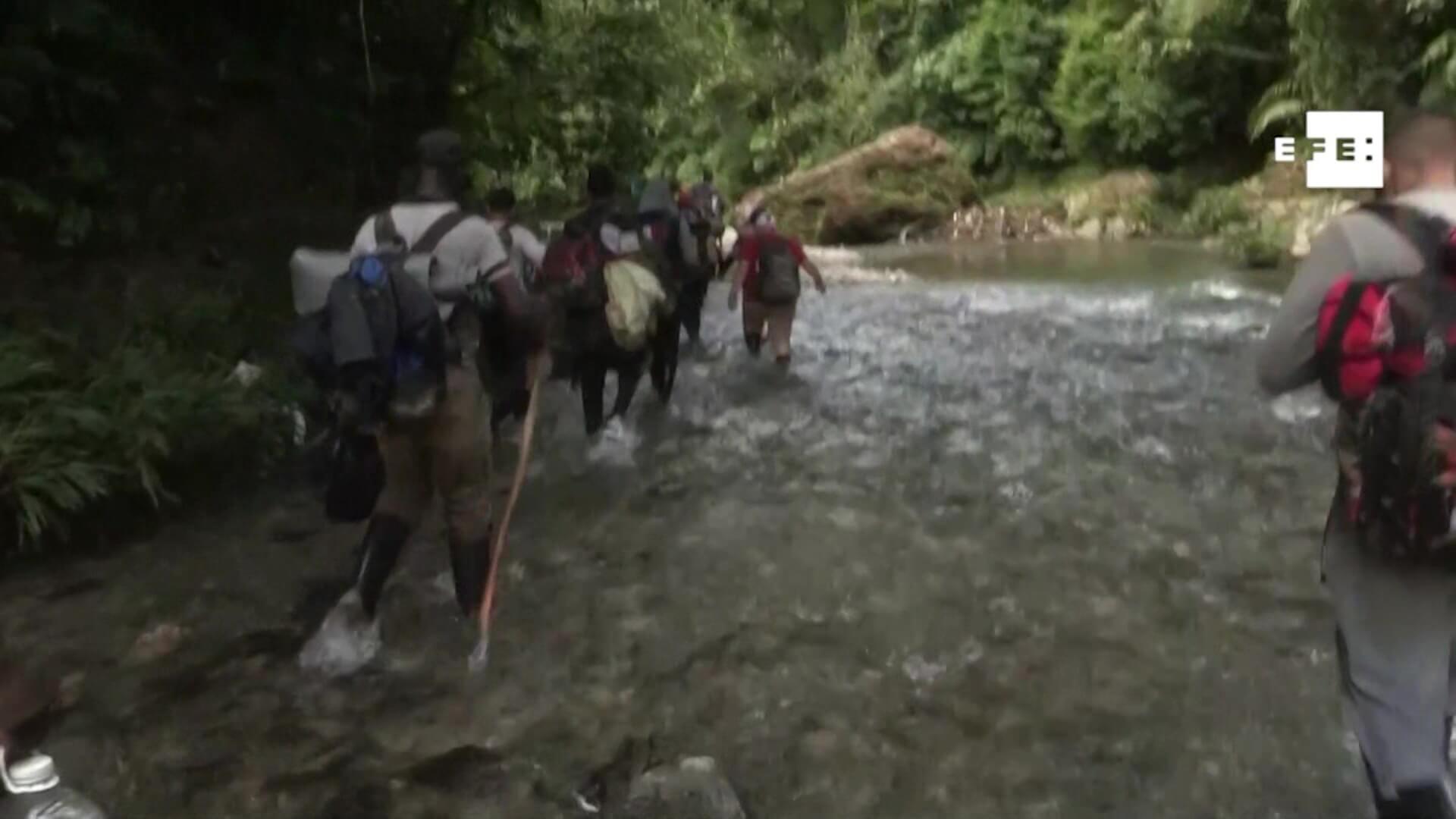 Migrantes aseguran que continuarán su camino