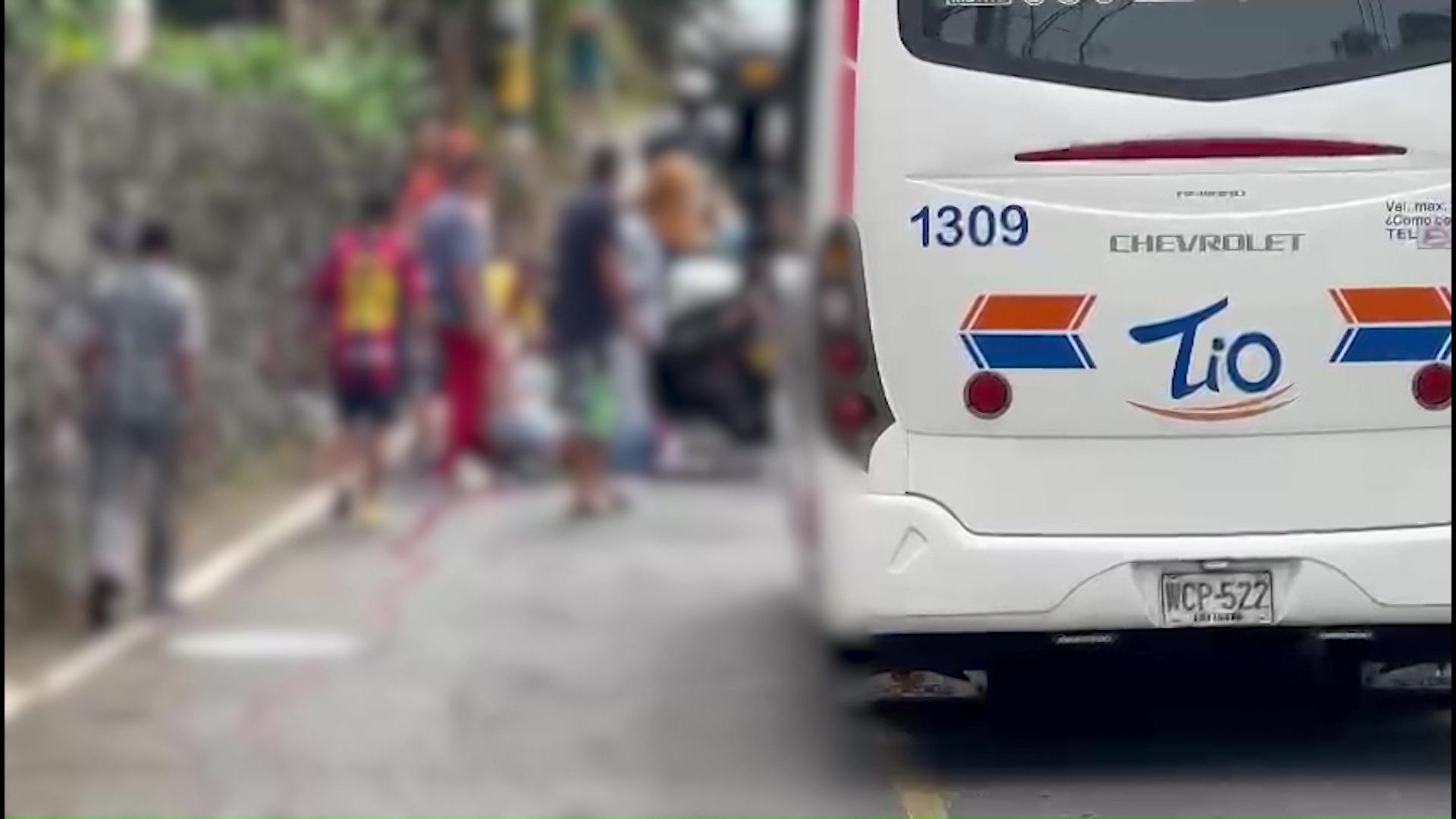 Comunidad socorrió a un hombre apuñalado en vía pública en Envigado