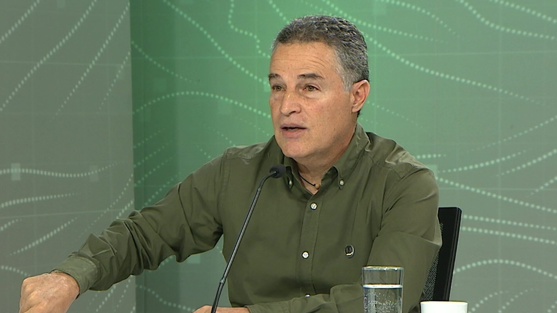 Gobernadores buscan frente común para terminar 4G