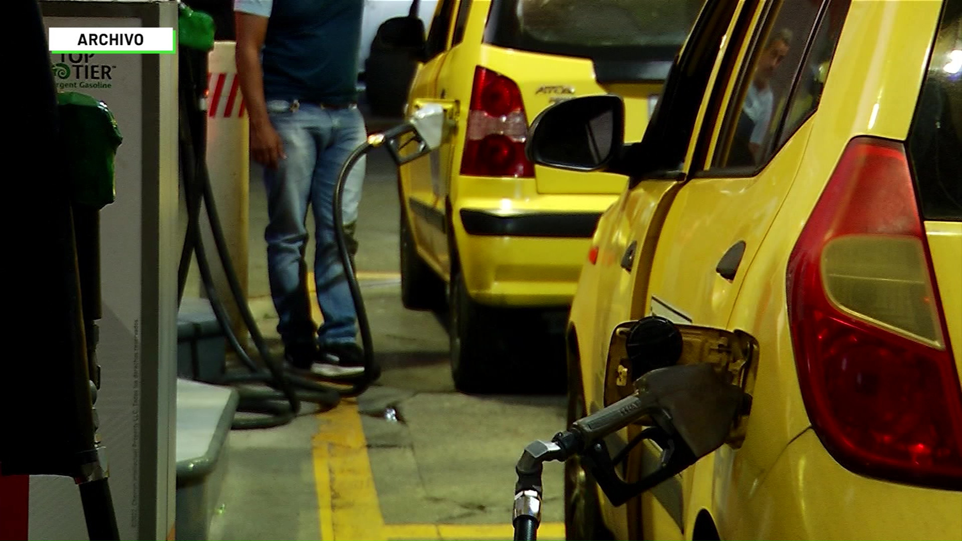 Febrero inició con alza en el precio de la gasolina en Colombia