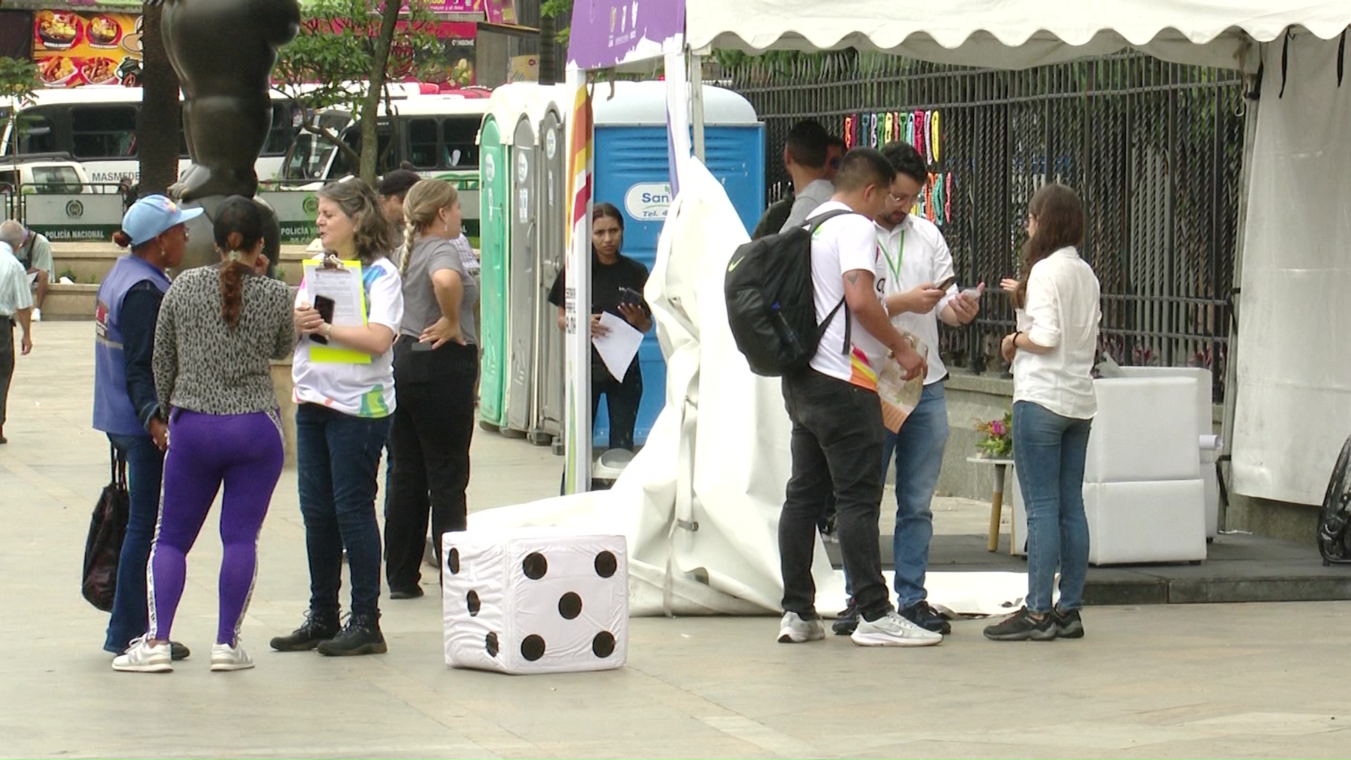 Instalan 10 ‘Escuchaderos’ en el Centro de Medellín