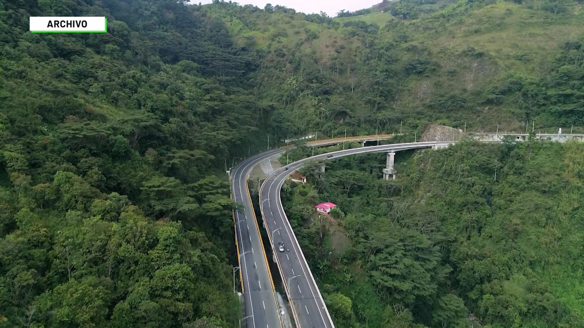 Levantan restricción a transporte de carga