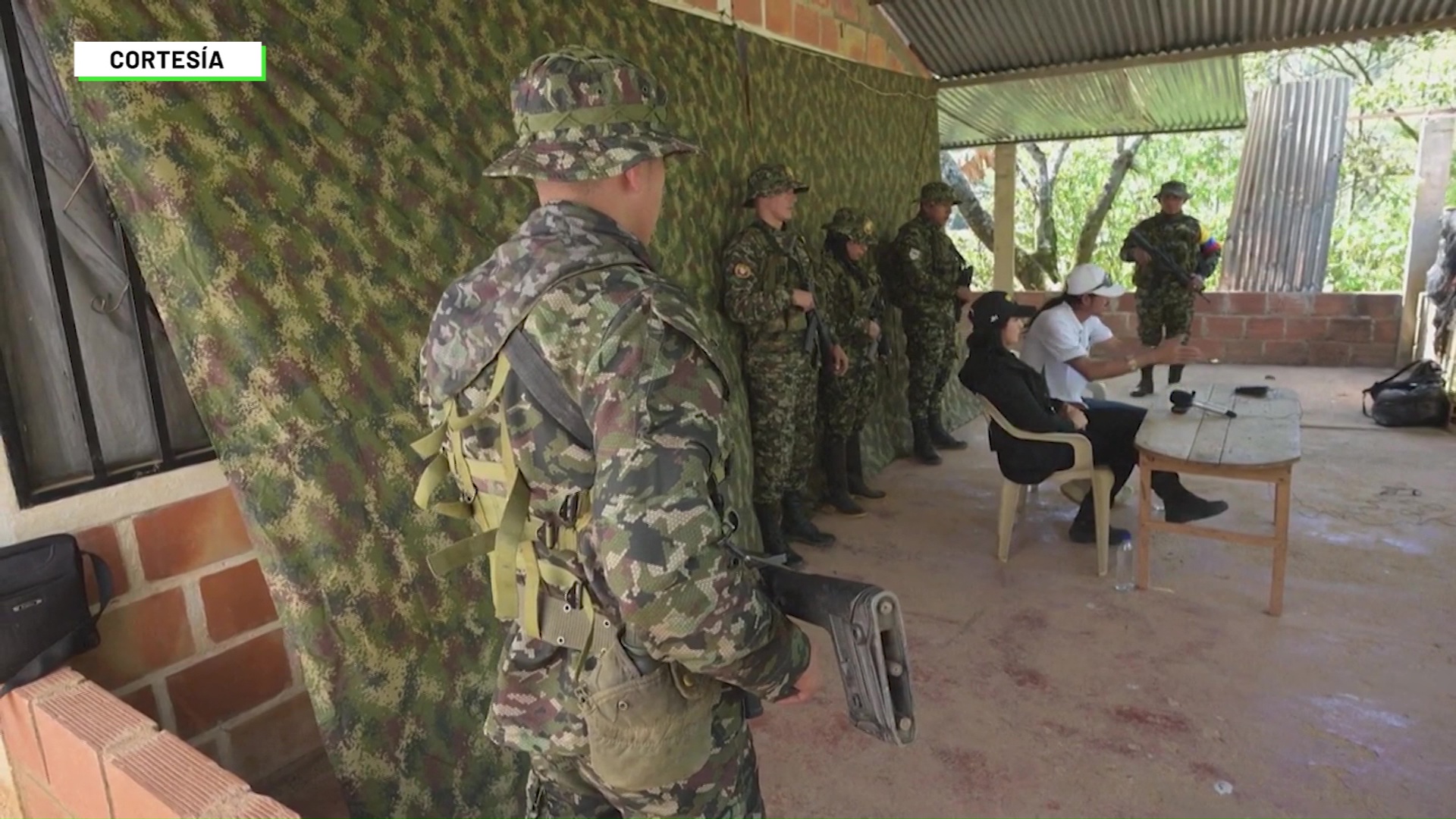 Disidencias de las FARC suspenden diálogos con el gobierno