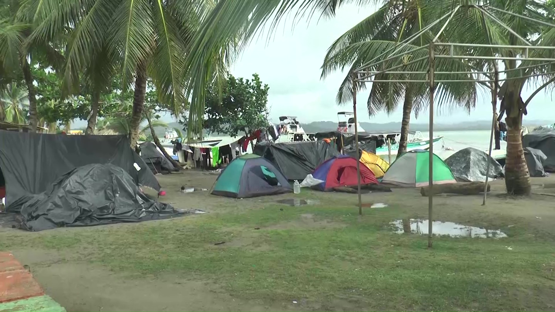 Más de 700 migrantes están varados en Urabá