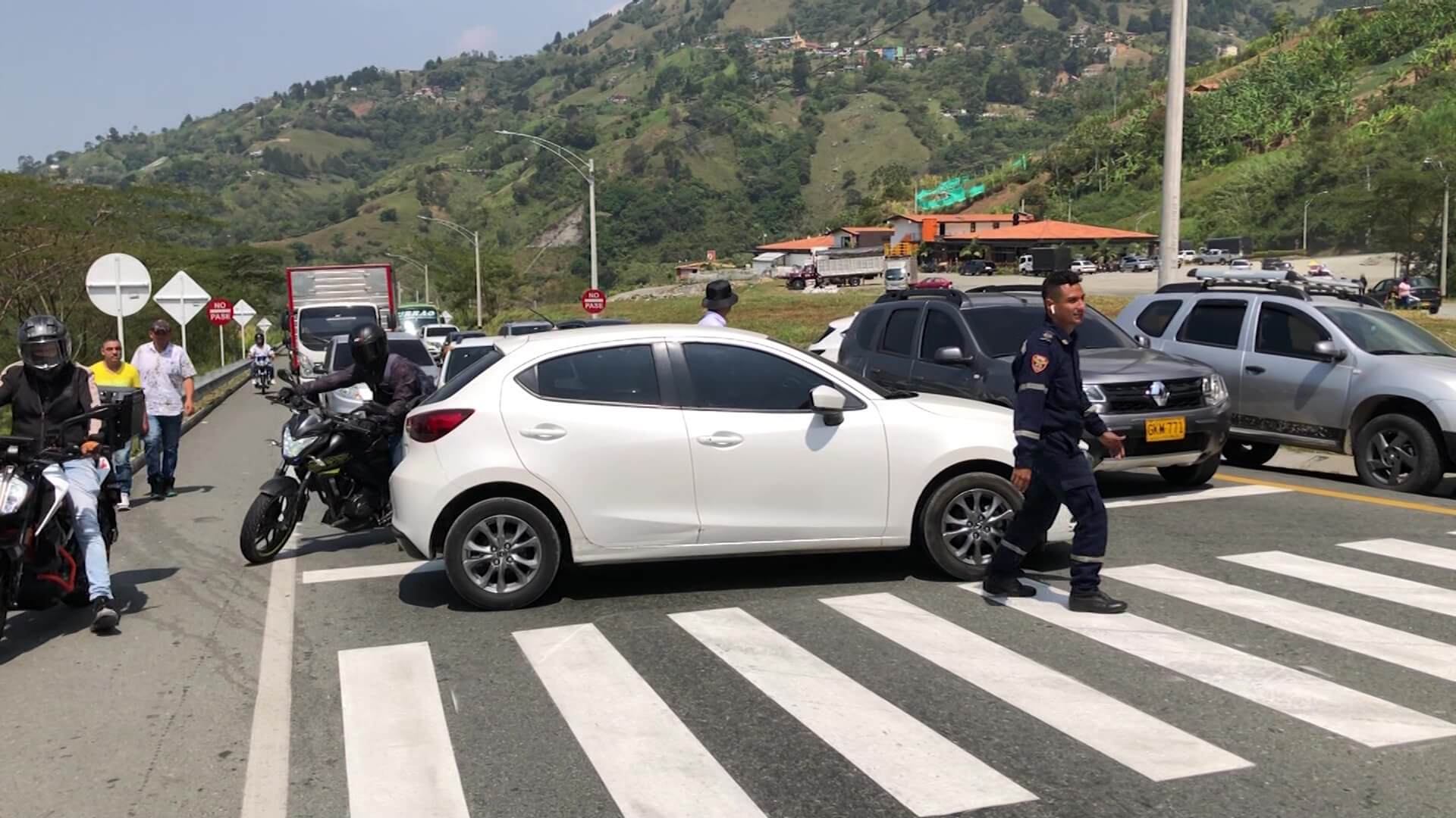 Occidente: plantón por demoras en río Tonusco