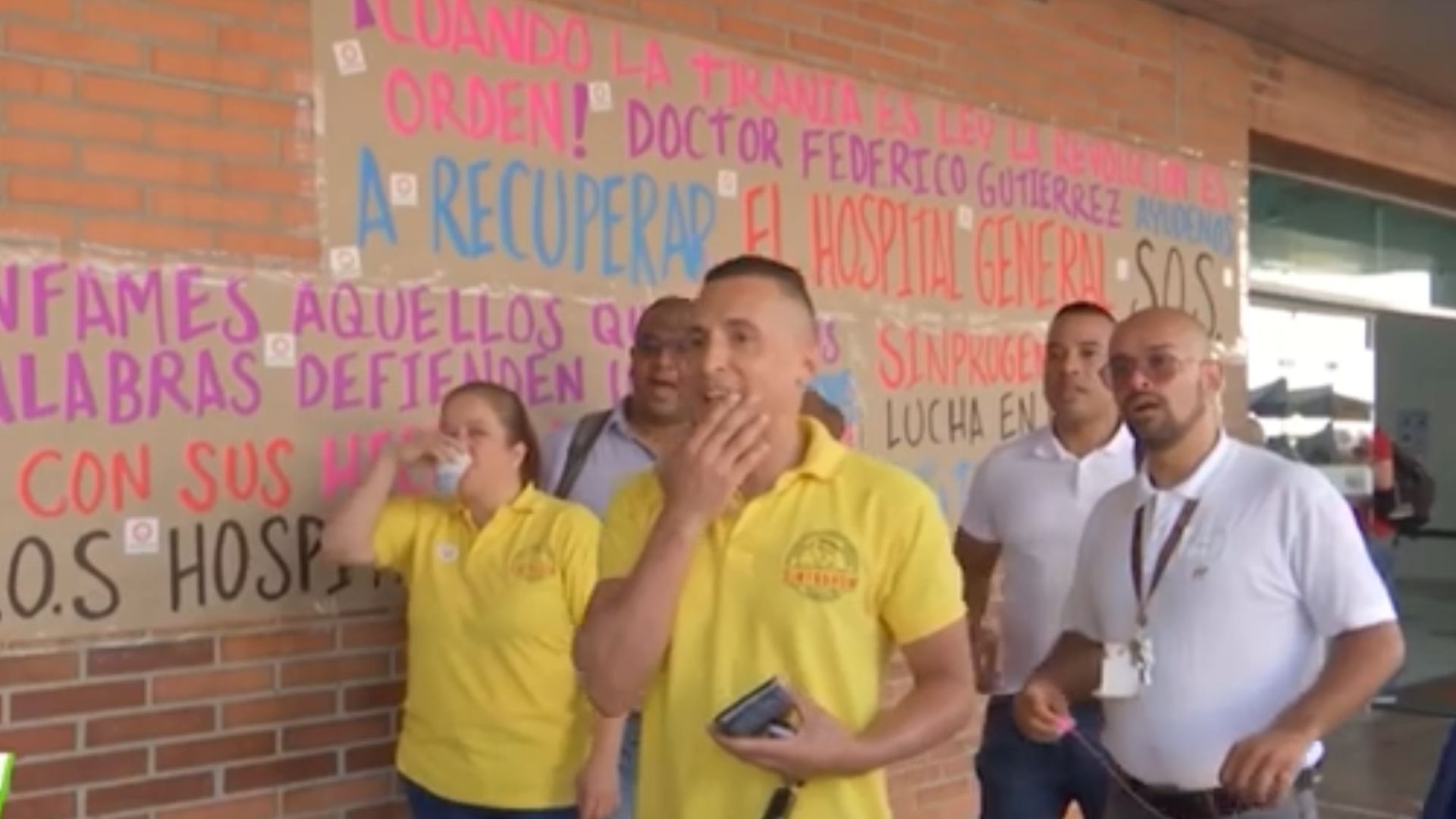 Empleados del Hospital General de Medellín desmienten retención de gerente