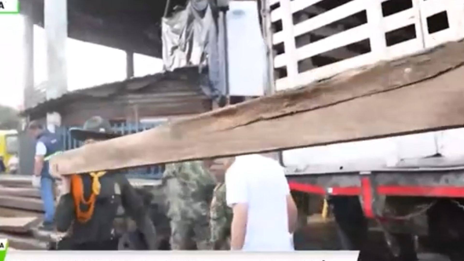 Incautan 60 metros de madera en Medellín