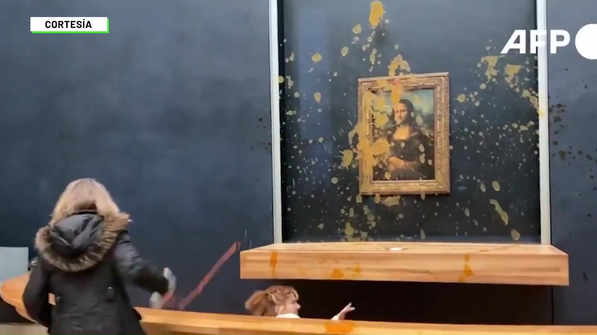 En París la Mona Lisa fue atacada con sopa