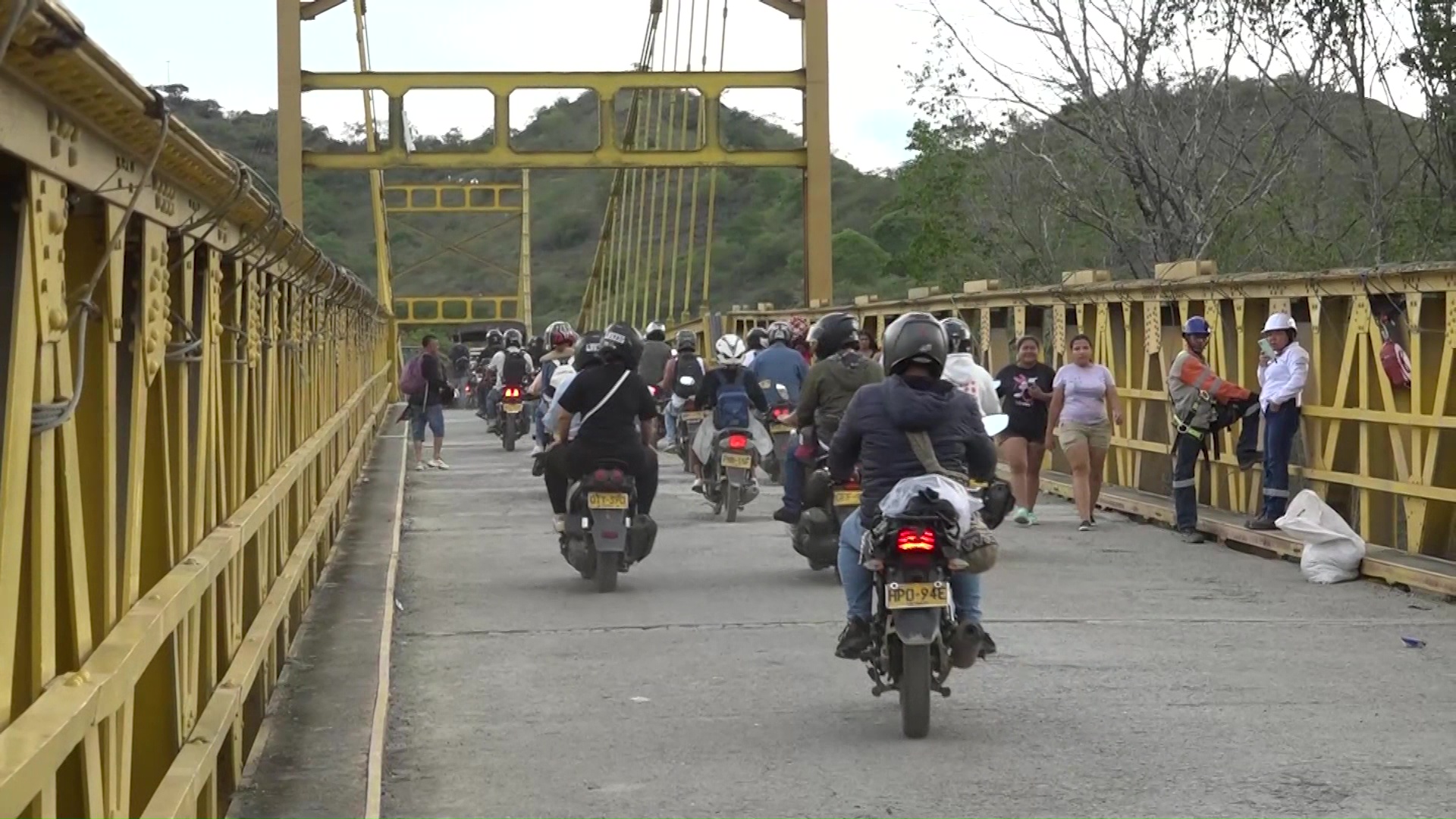 Habilitan paso por el puente paso real