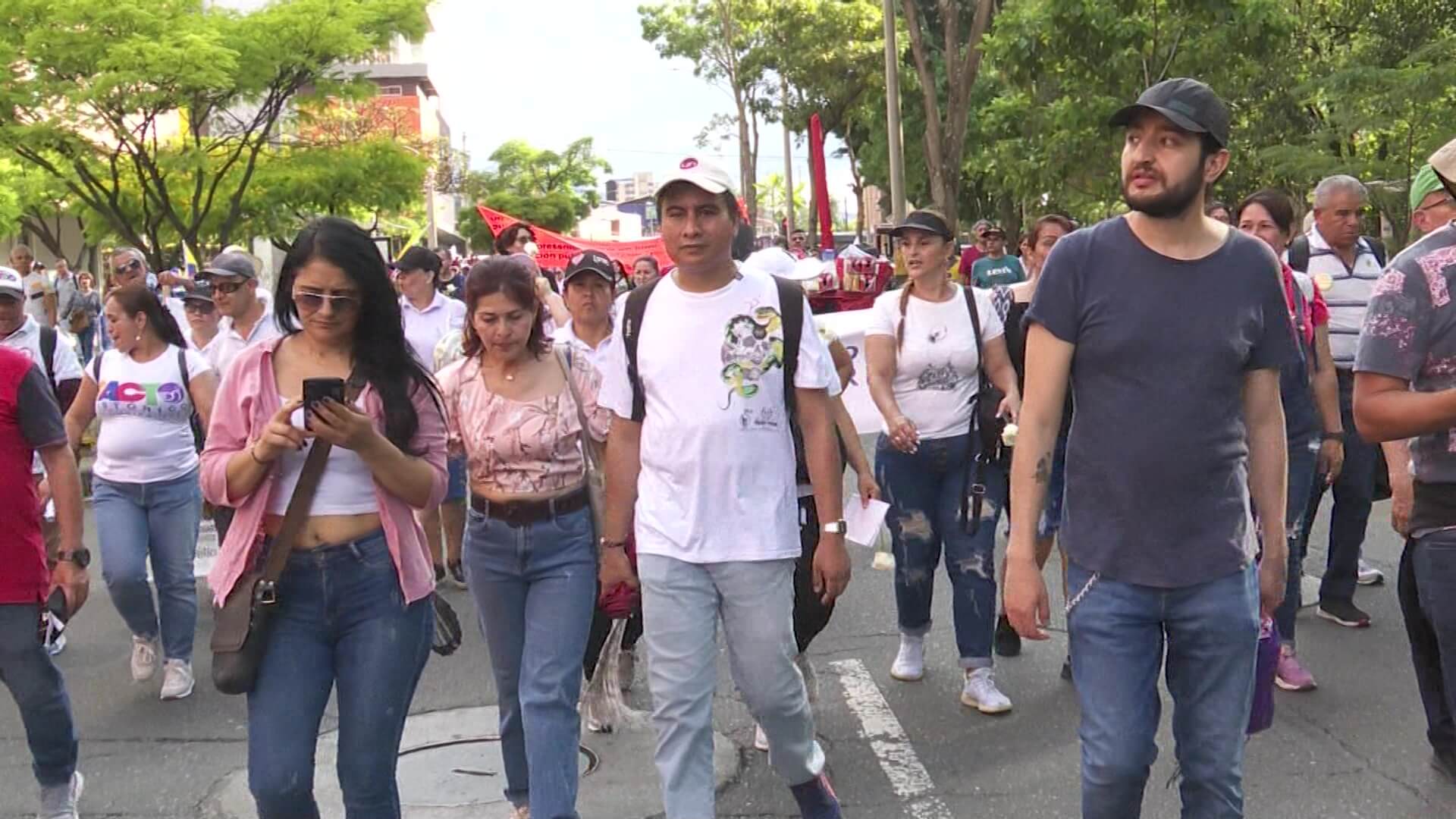 Día tenso en Colombia por manifestaciones