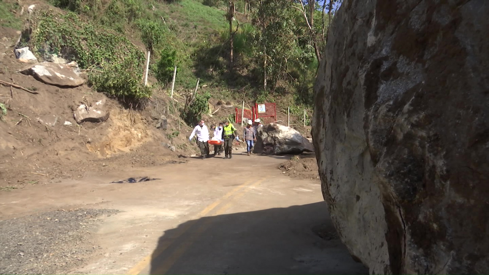 Paso restringido en la Troncal a la Costa