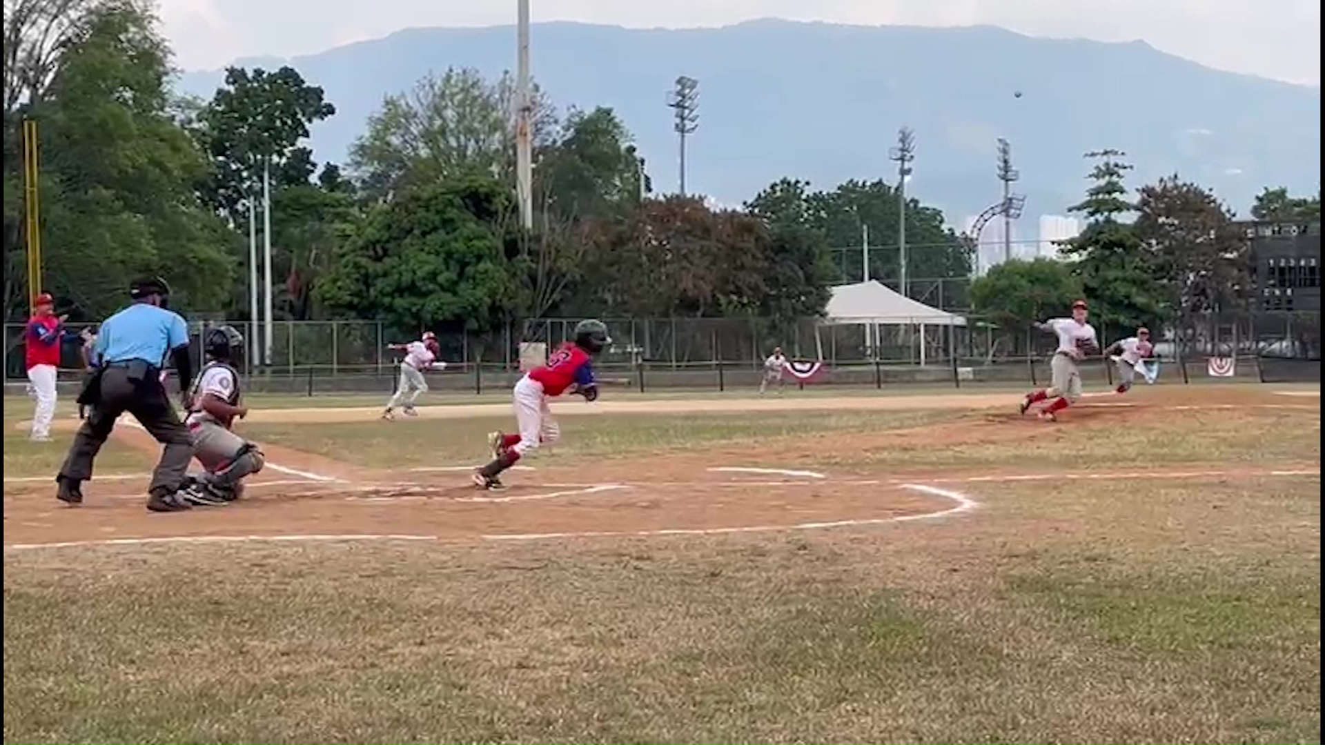 Medellín acogió al futuro del béisbol