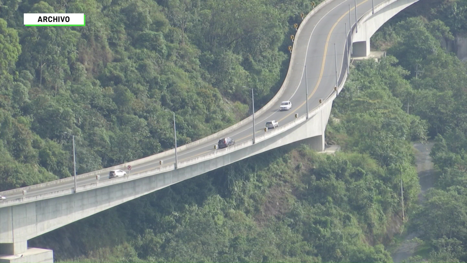 Túnel de Oriente tiene extractores de gases