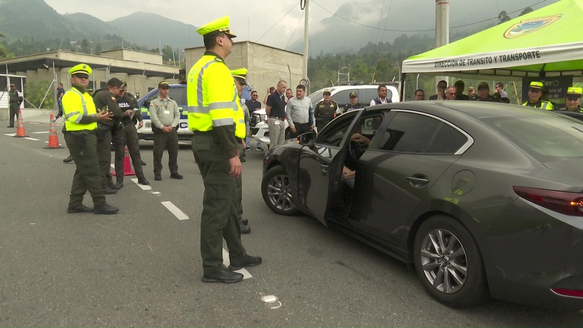 Van dos incidentes viales en el plan éxodo