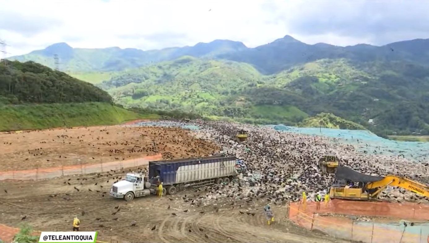 Emvarias ya adelanta trabajos en La Pradera