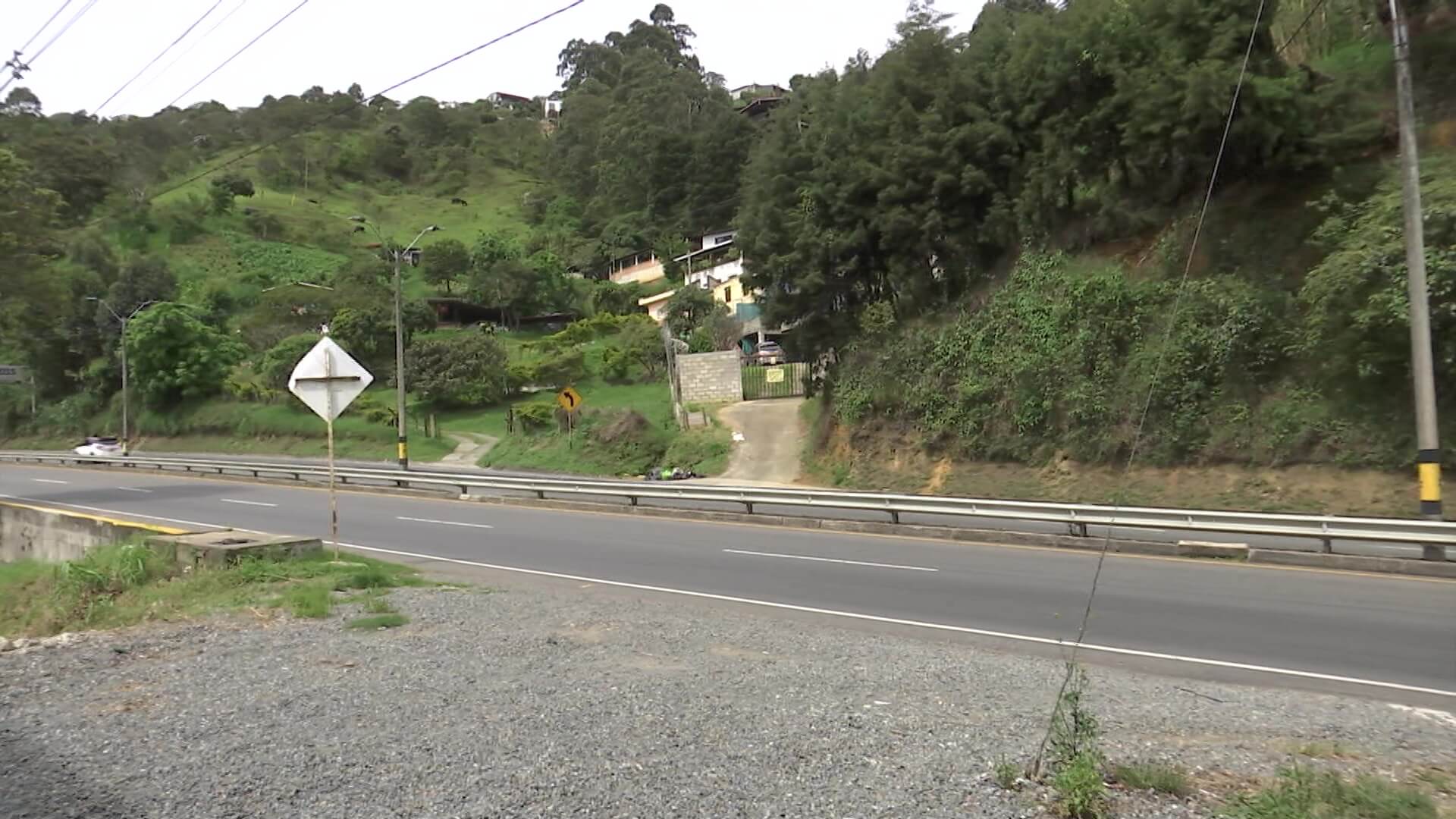 Comunidad de Copacabana pide puente peatonal