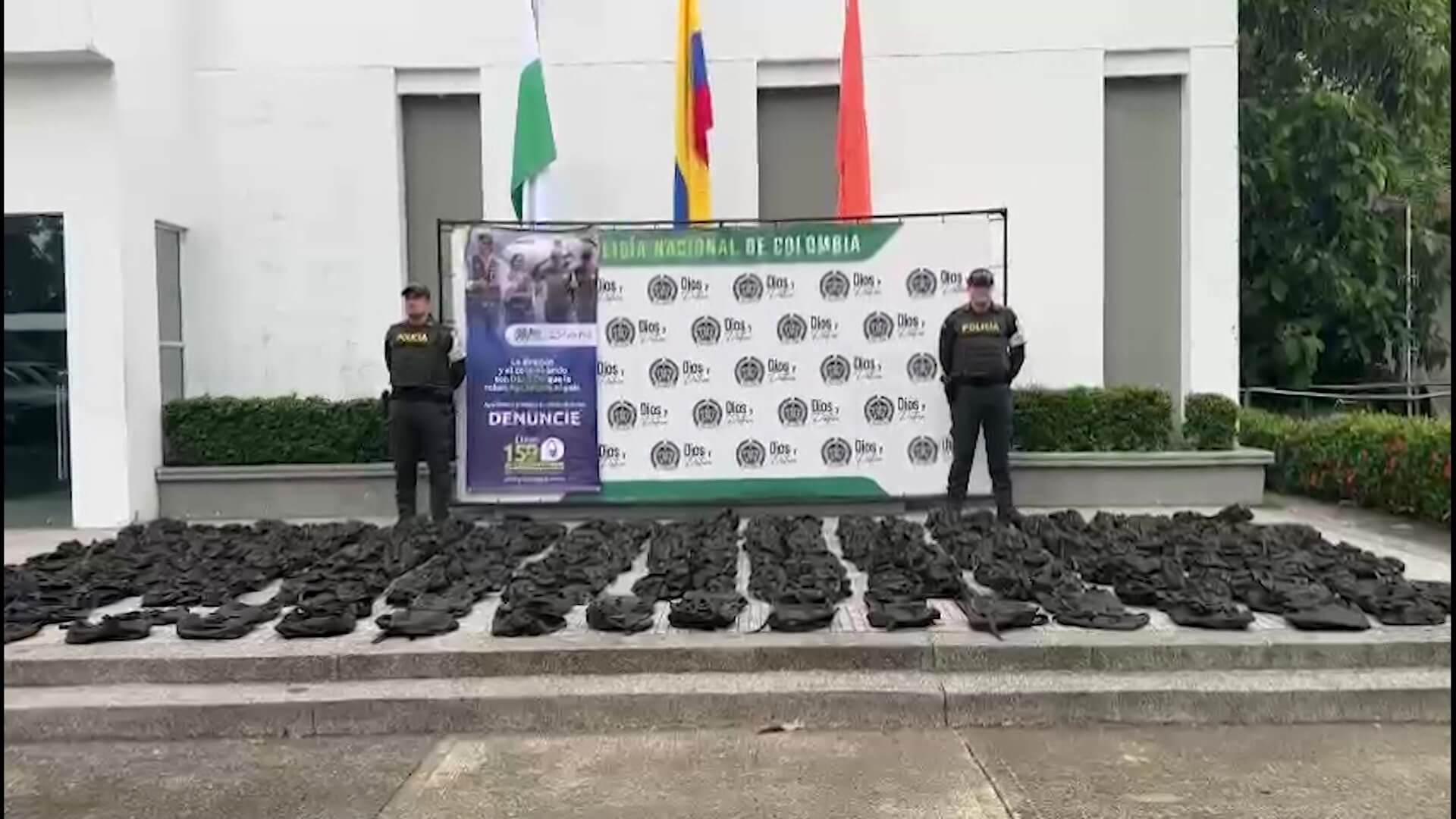 En Urabá fueron incautados chalecos de la Fuerza Pública