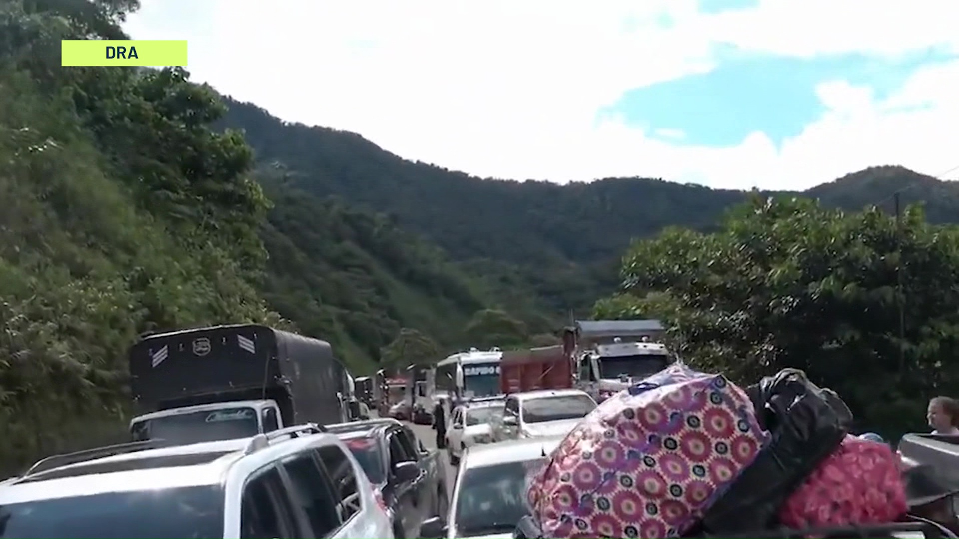 Transporte suspendido entre Medellín y Quibdó por bloqueos indígenas