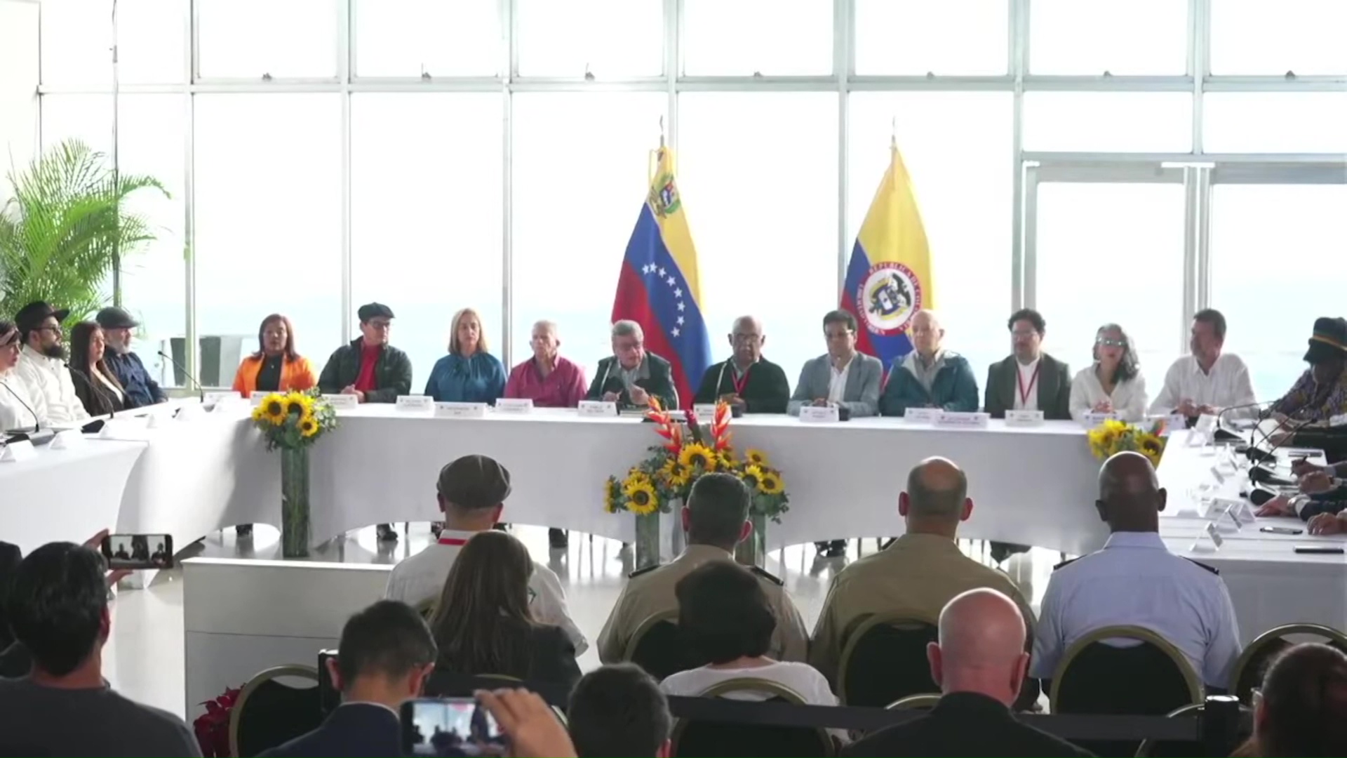 “Empresarios no han sido tenidos en cuenta en diálogos con ELN”