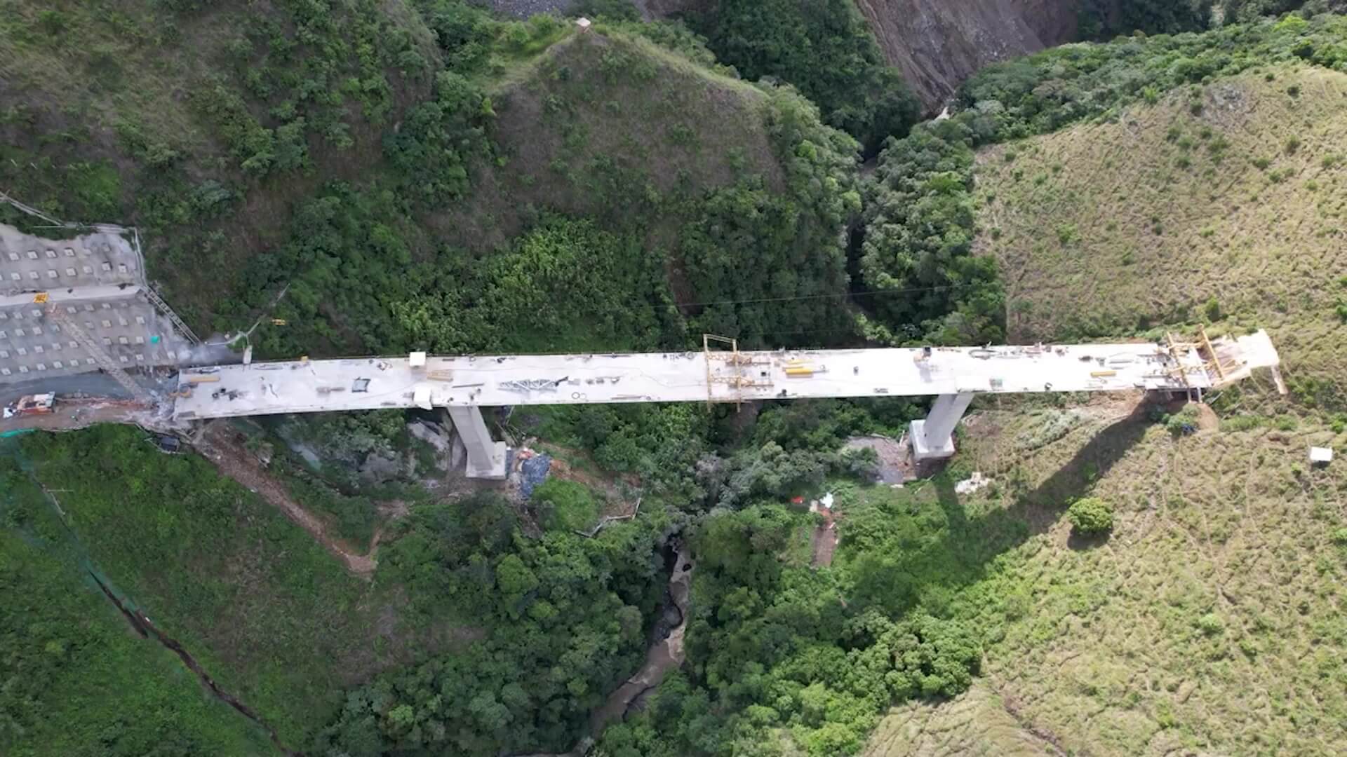 Gobernación cumplió su compromiso con El Toyo