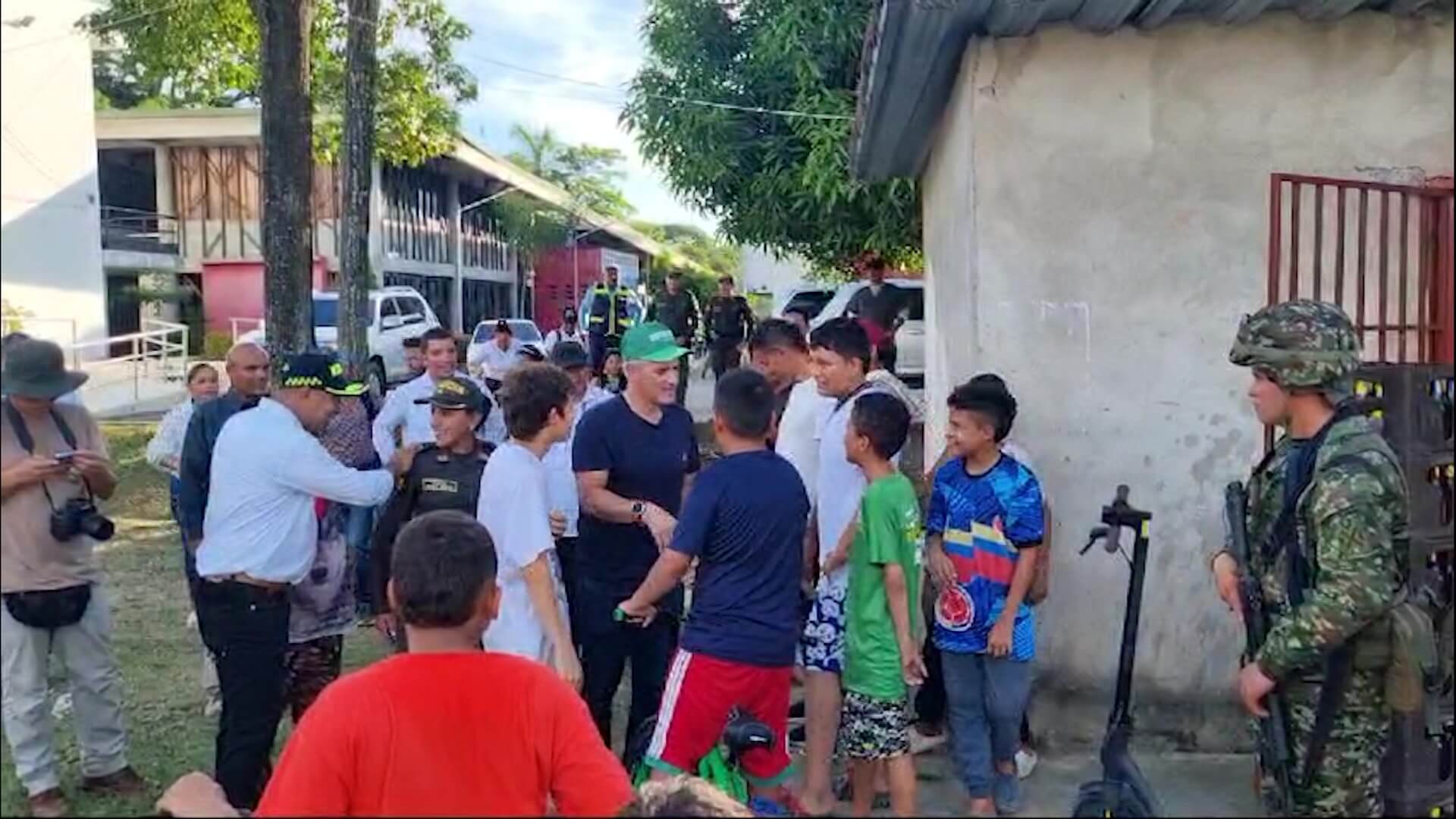 Gobernador visitó zonas afectadas en Yondó