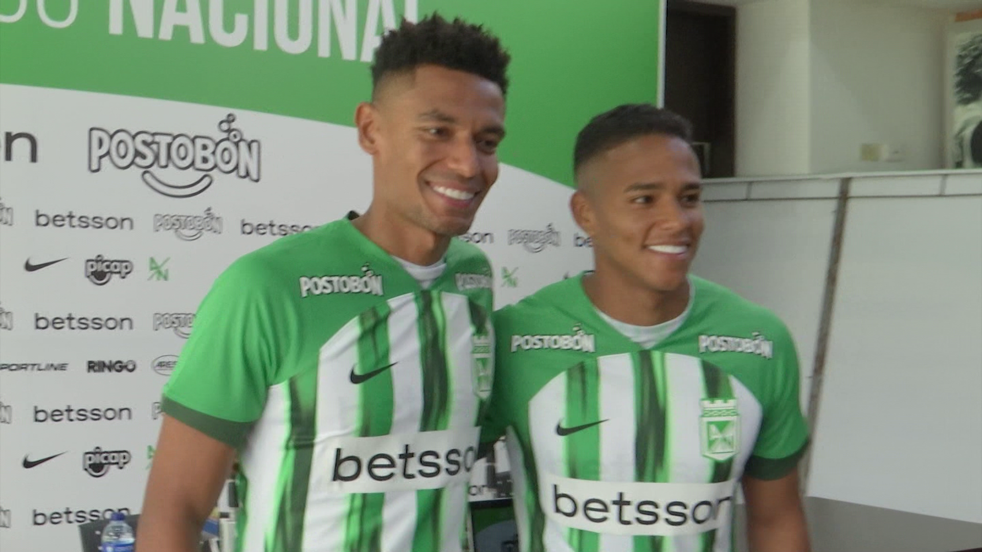 Zapata y Tesillo presentados como refuerzos en Nacional