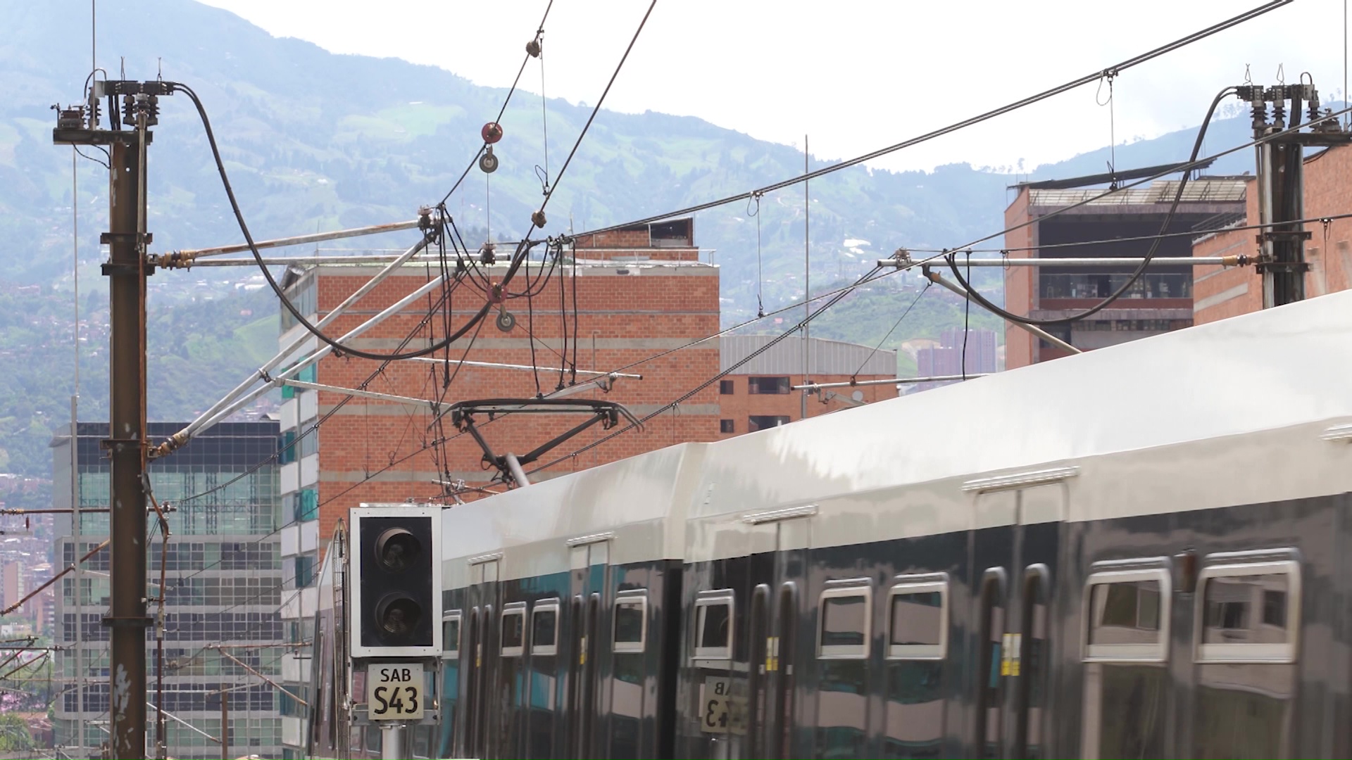 Protegen al Metro de descargas eléctricas