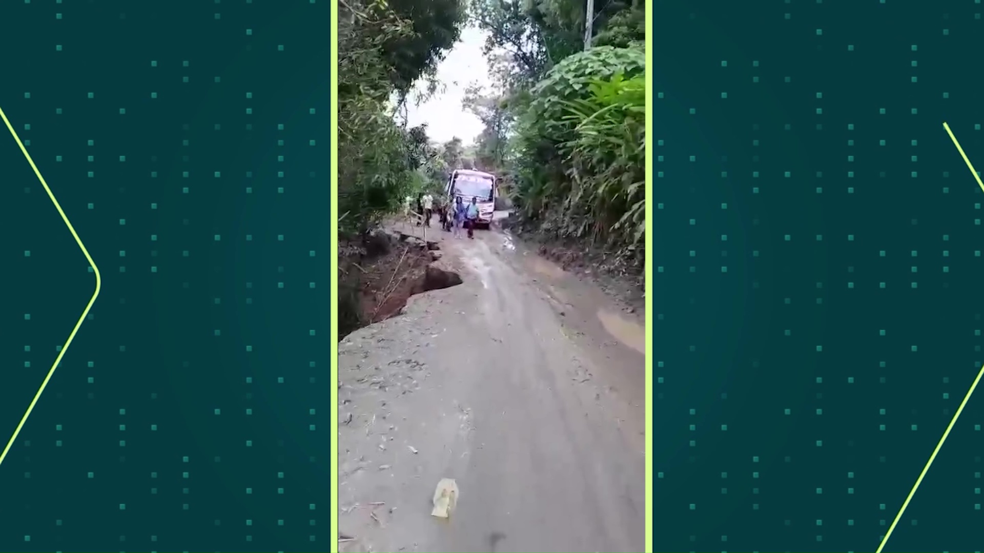 Desprendimiento de banca en la vía a Támesis