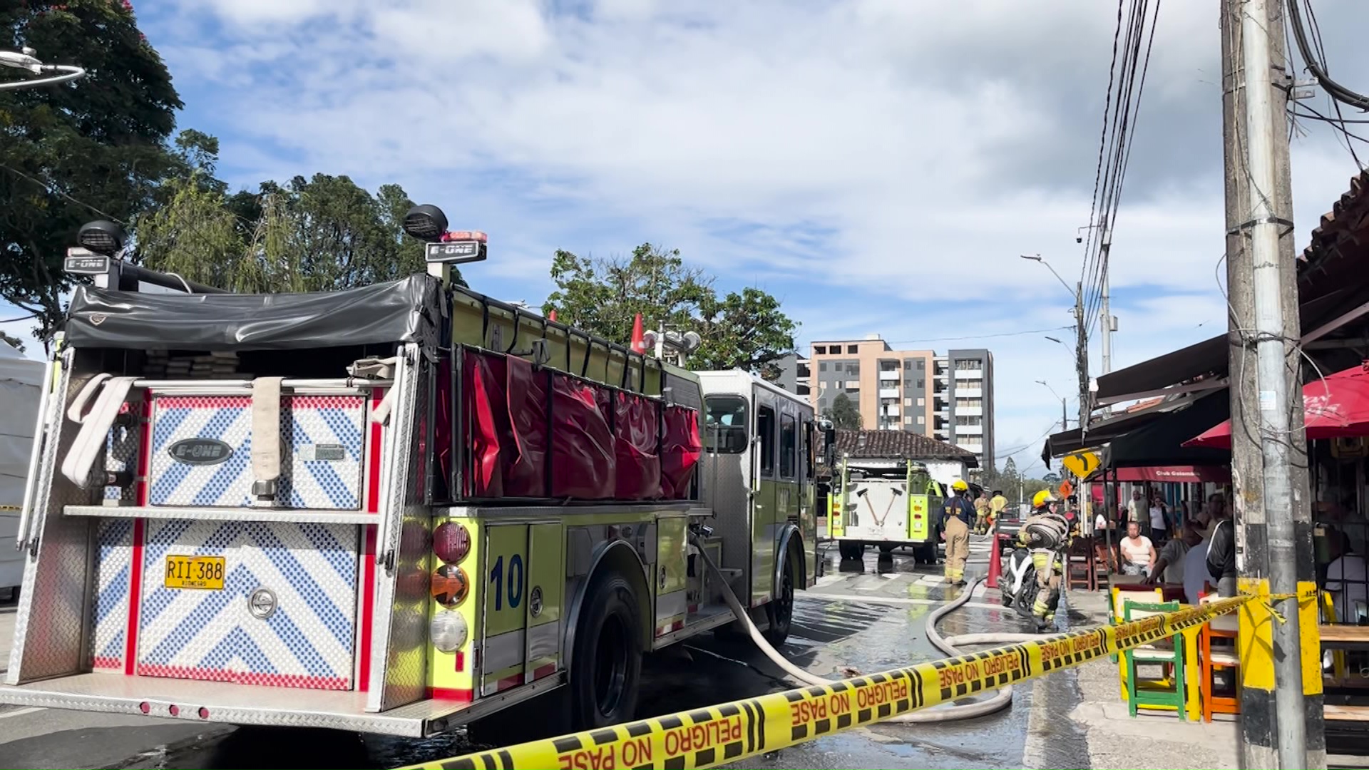 Controlado incendio en San Antonio de Pereira